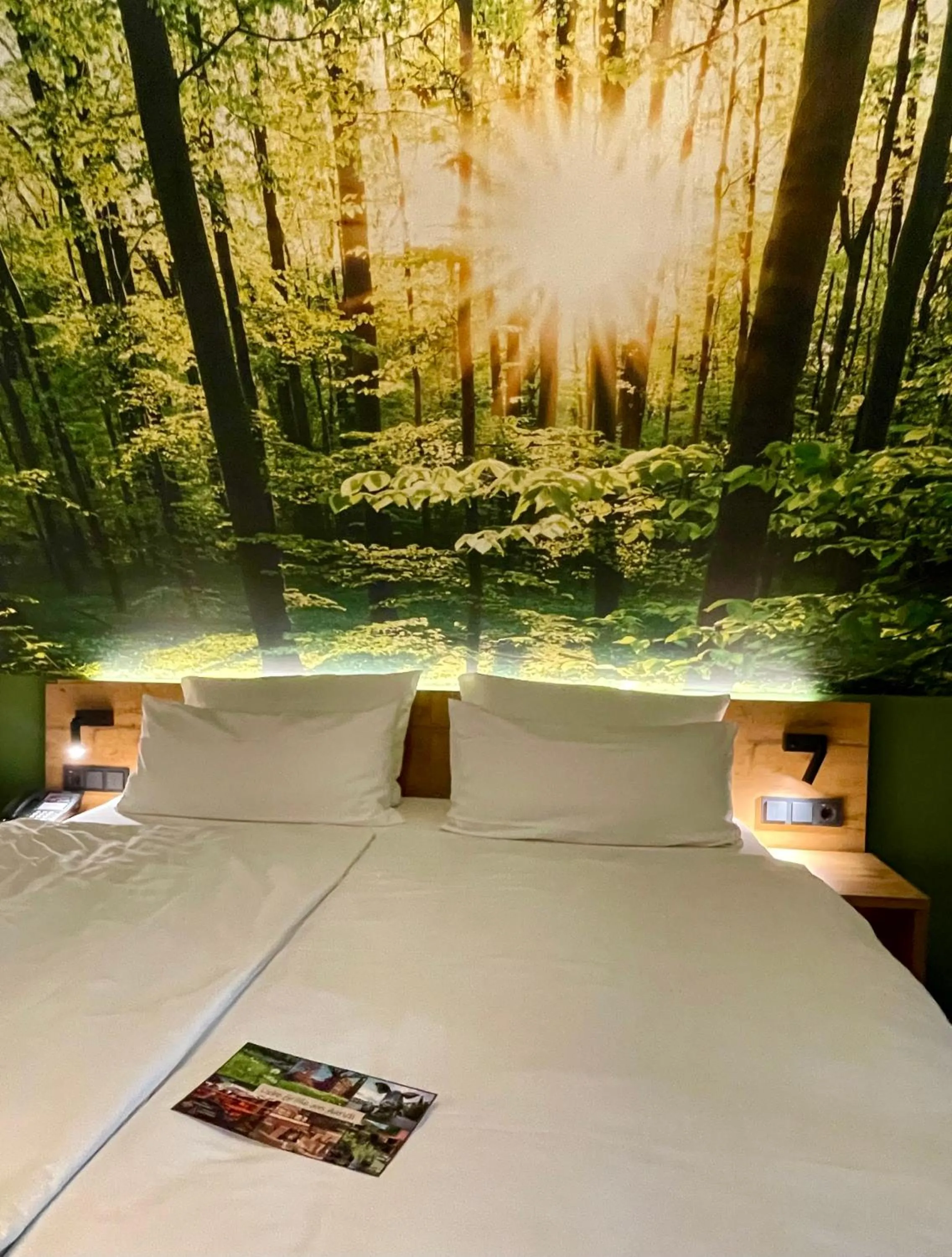 Bed in Hotel Stadt Aurich