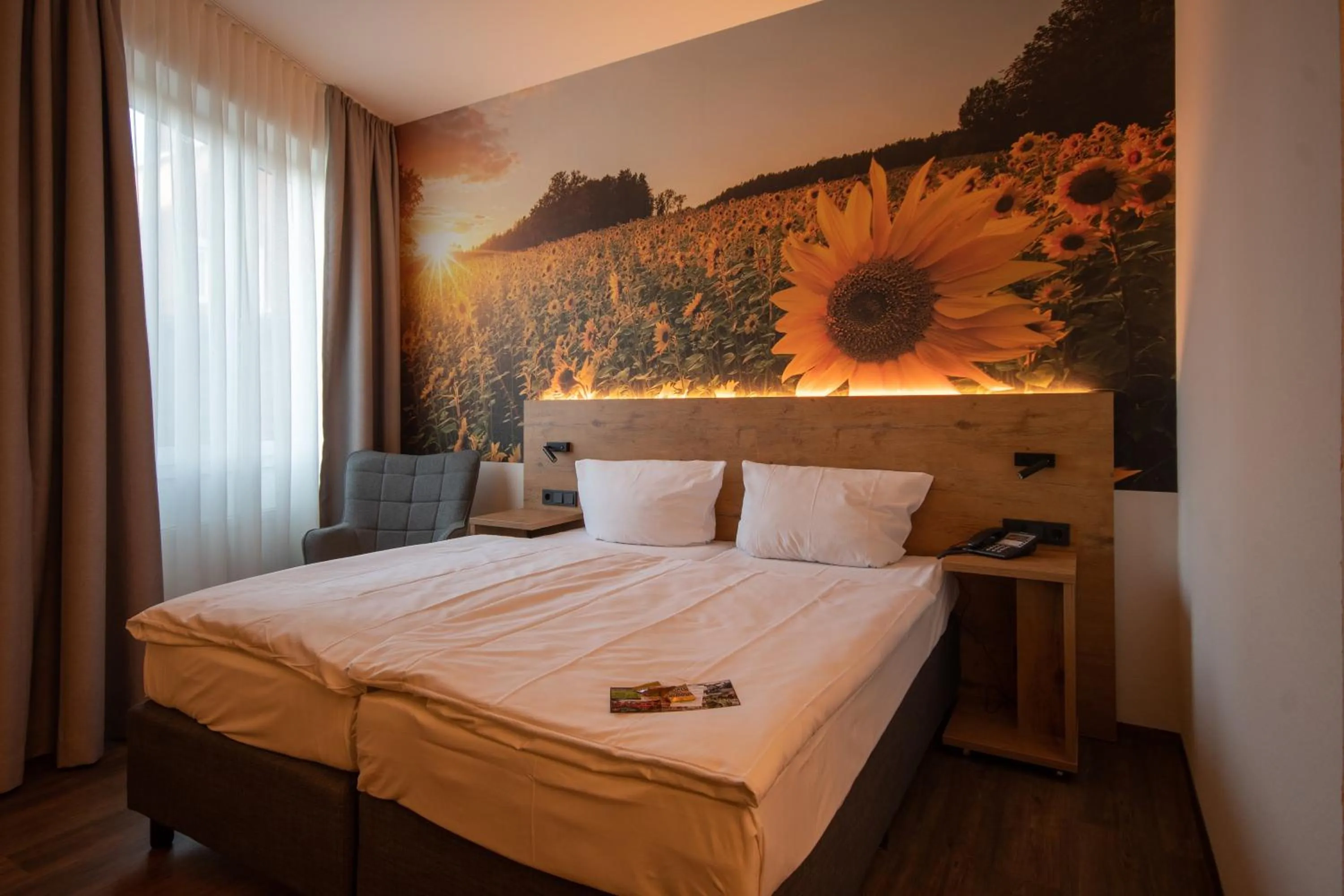 Bed in Hotel Stadt Aurich