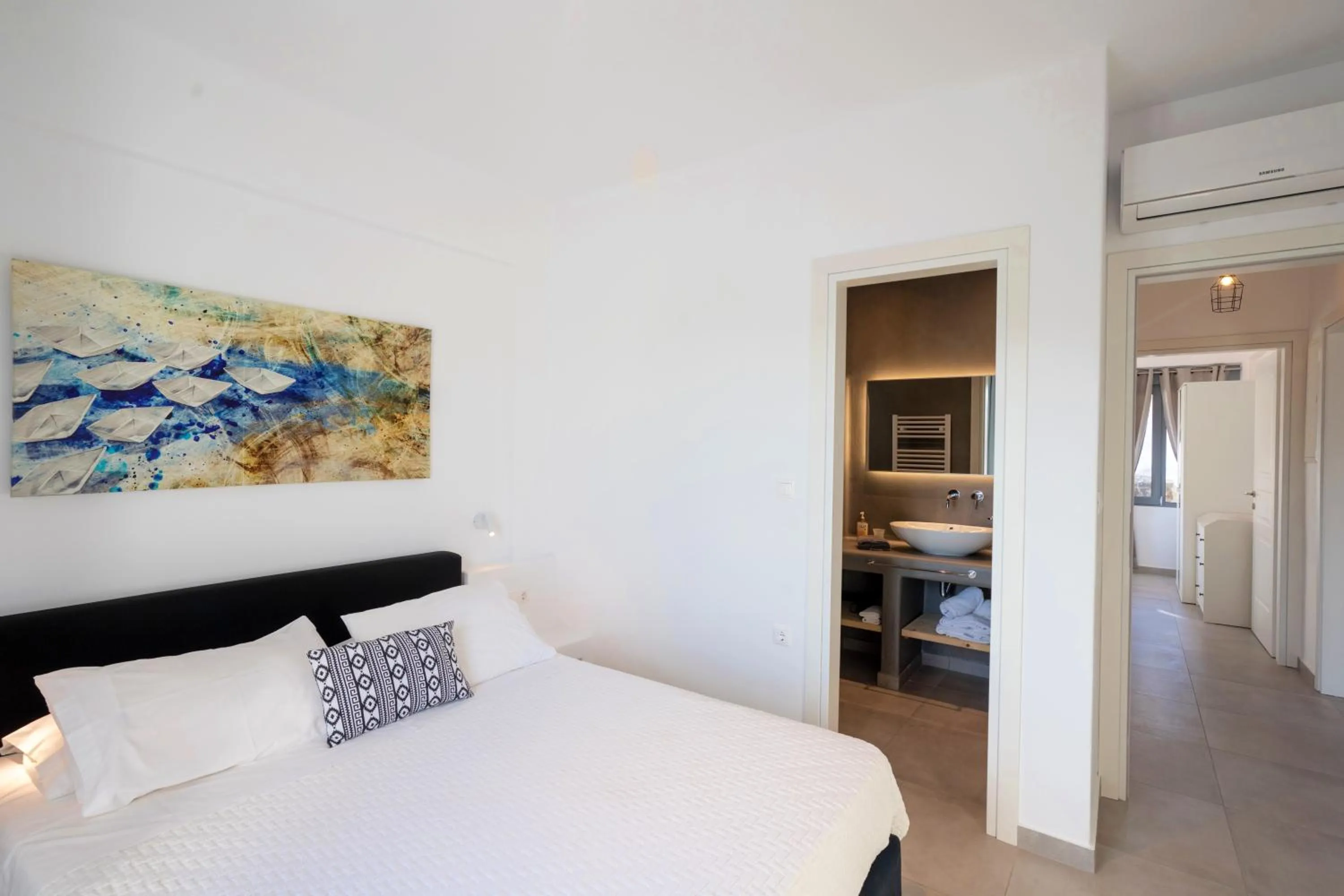 Bed in Mykonos Dot Apartments