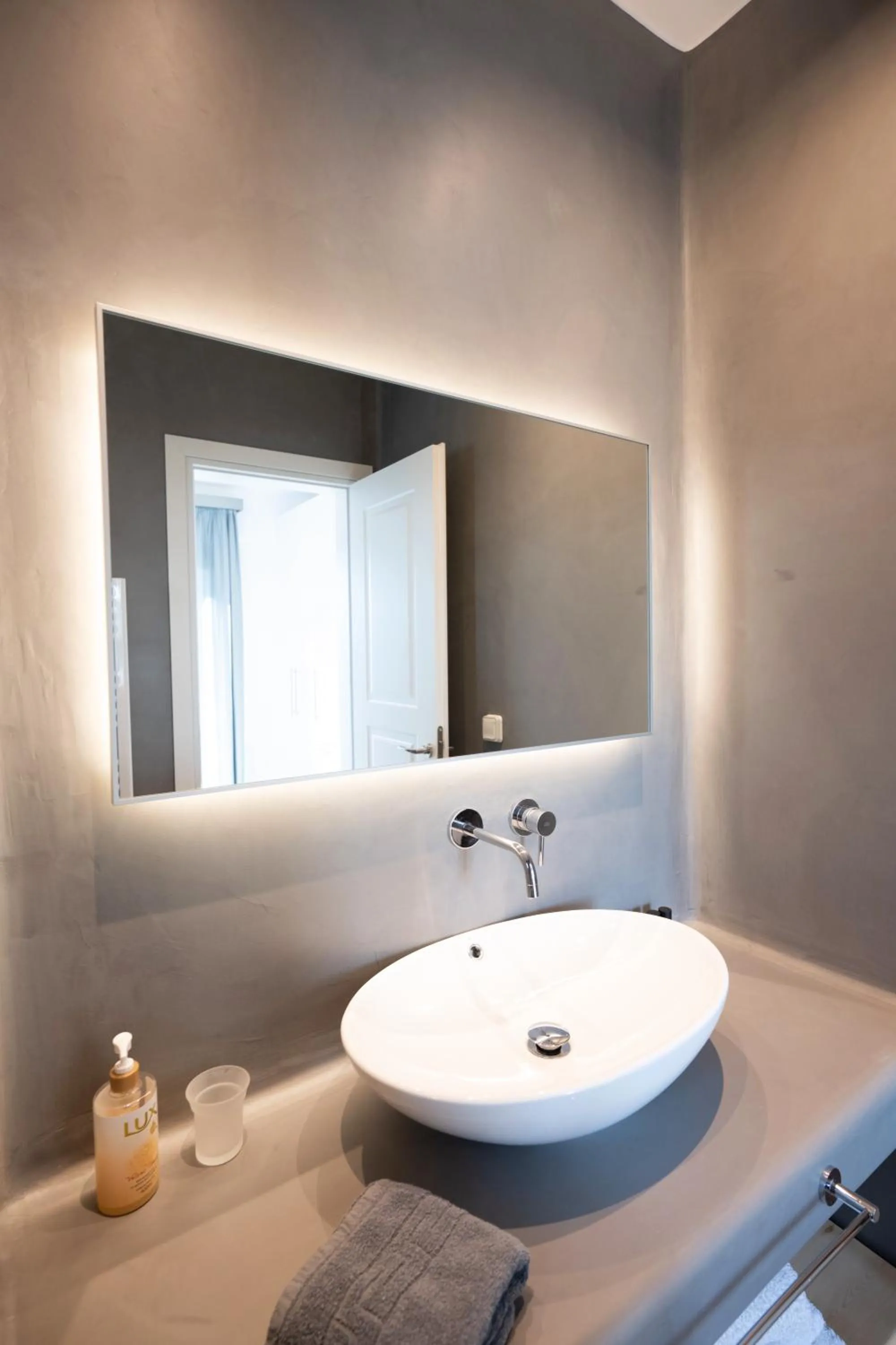 Bathroom in Mykonos Dot Apartments