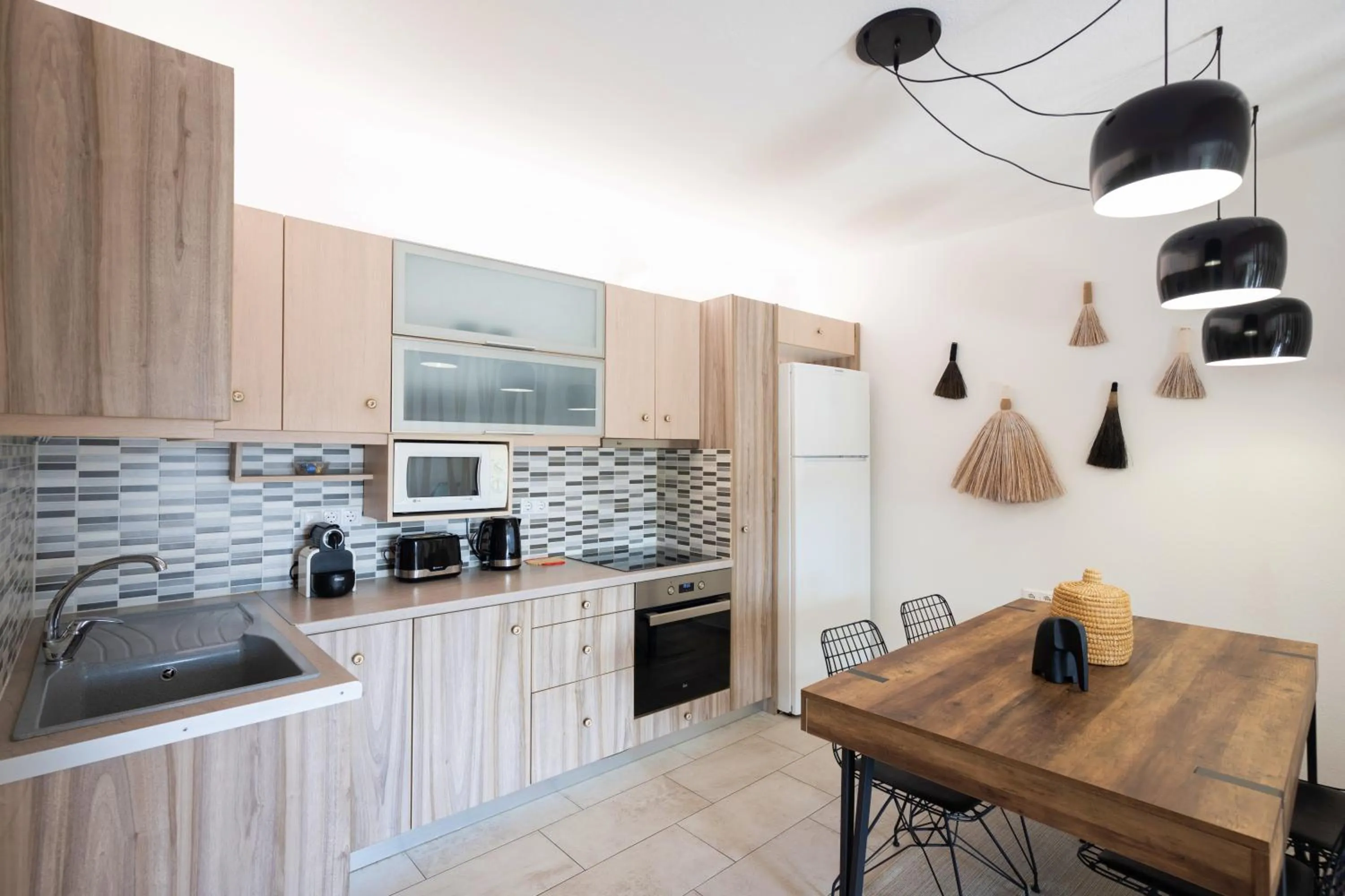 Kitchen or kitchenette in Mykonos Dot Apartments