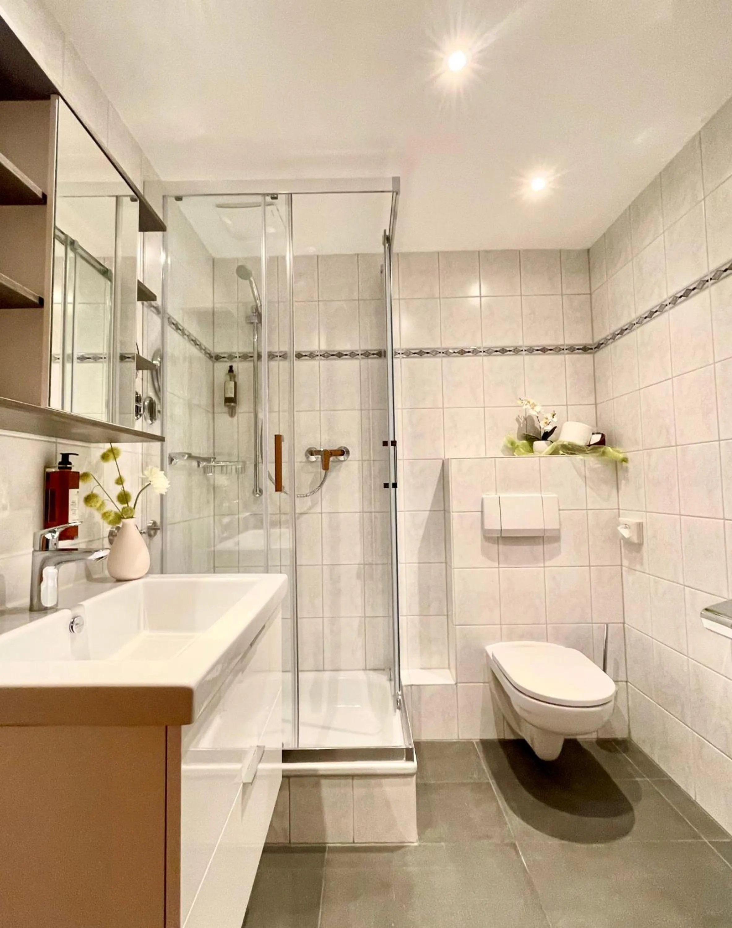 Bathroom in Altdeutsche Weinstube - Superior