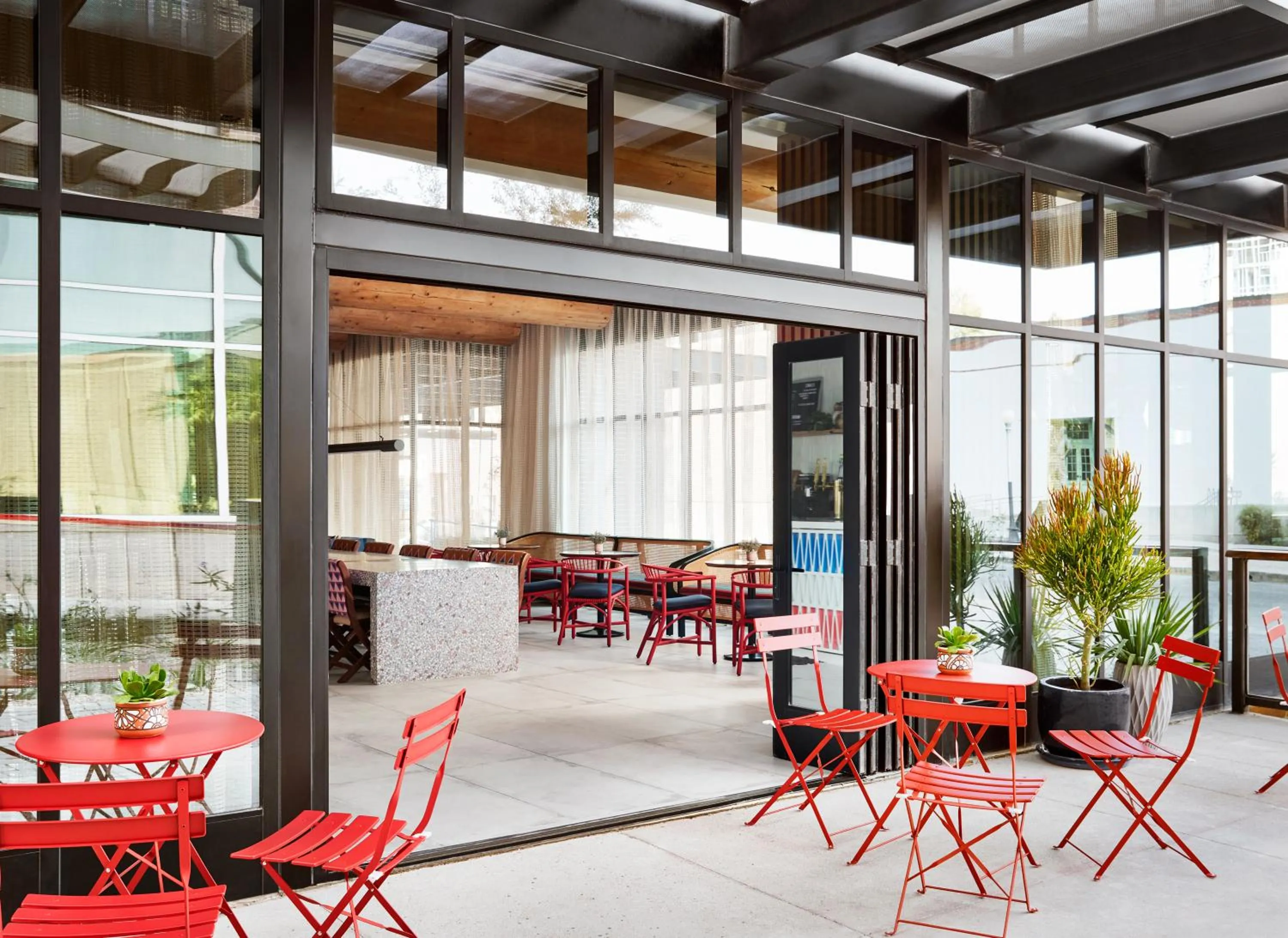 Restaurant/places to eat in Graduate by Hilton Tucson