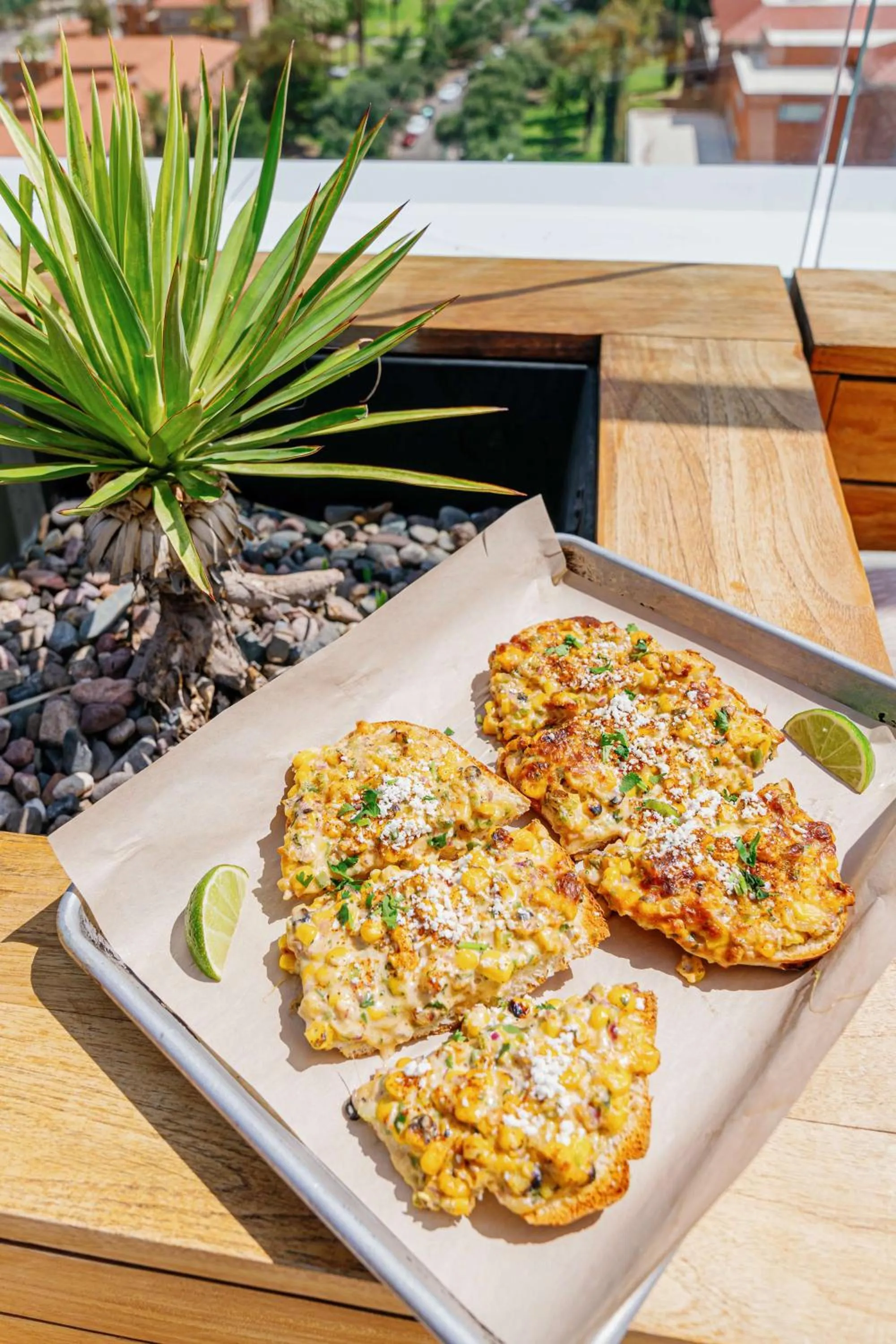 Dining area in Graduate by Hilton Tucson