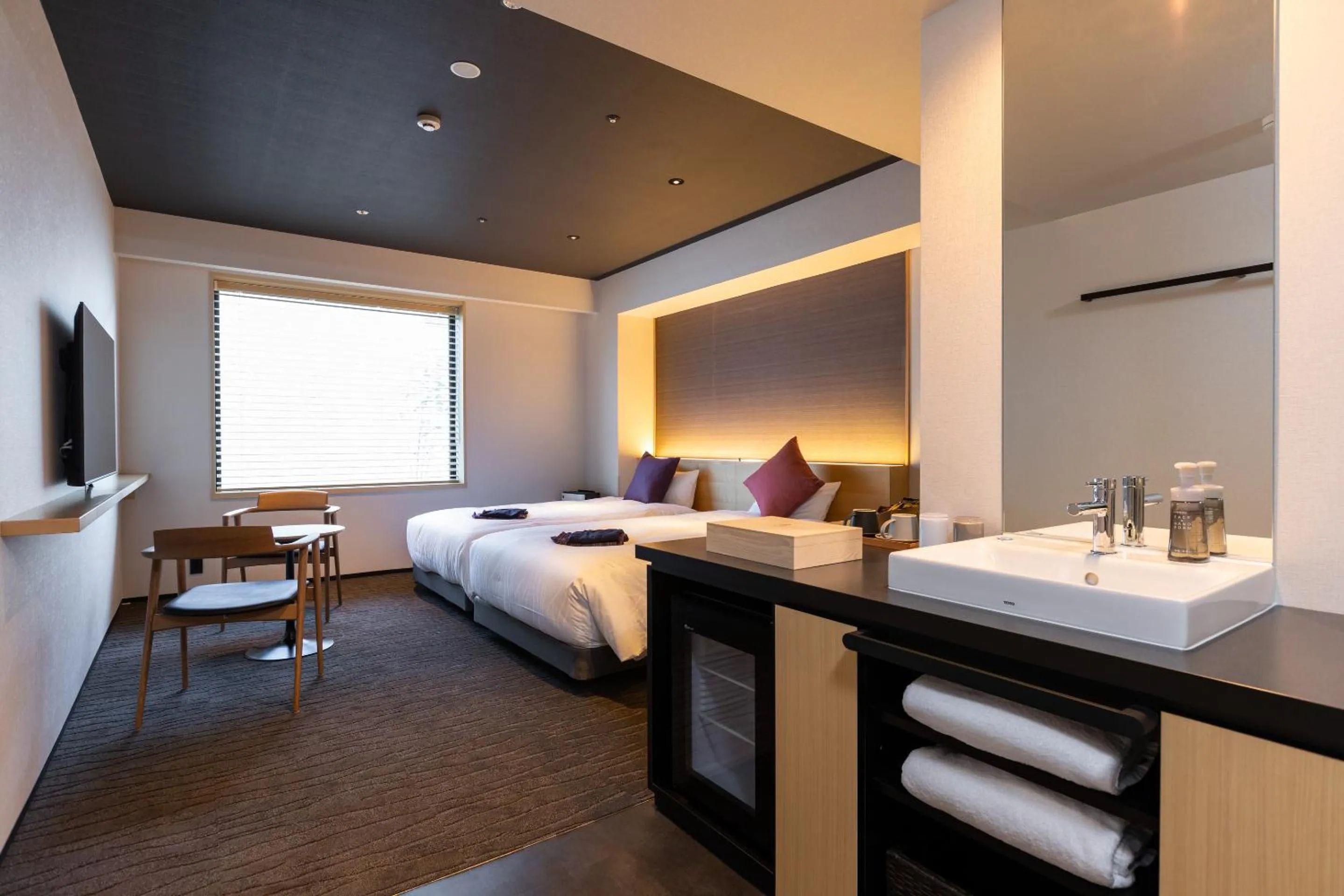 Photo of the whole room, Bed in The358 SORA