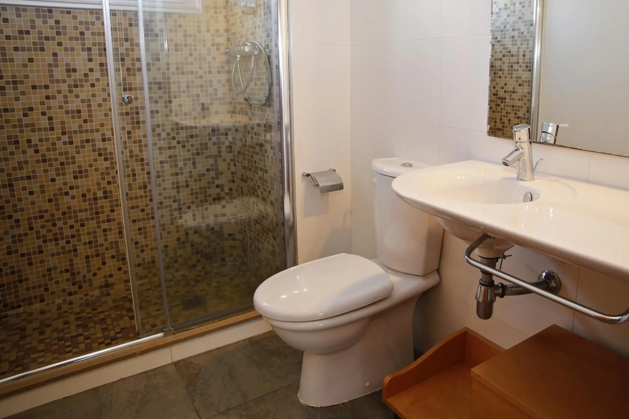AT161 Vistas a la playa, piscina y equipamiento completo