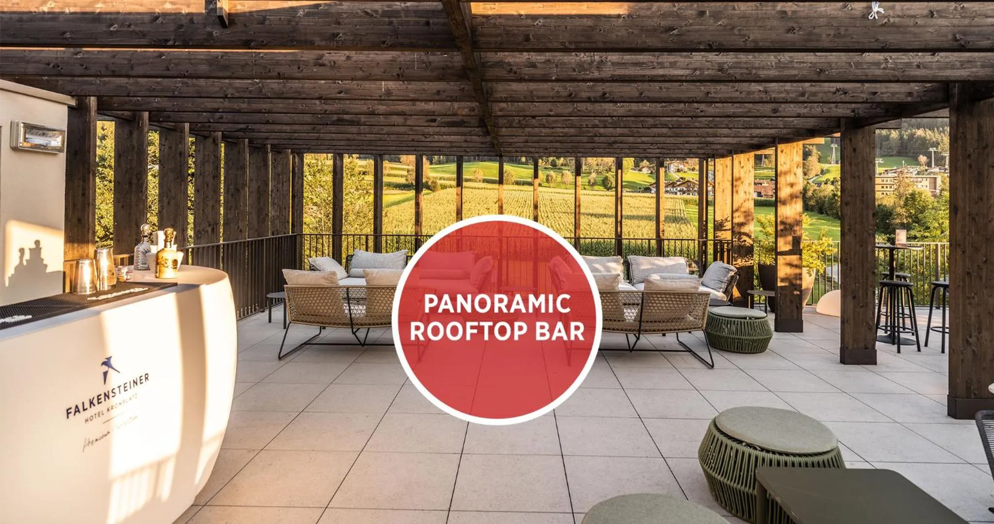 Lounge or bar in Falkensteiner Hotel Kronplatz - The Leading Hotels of the World