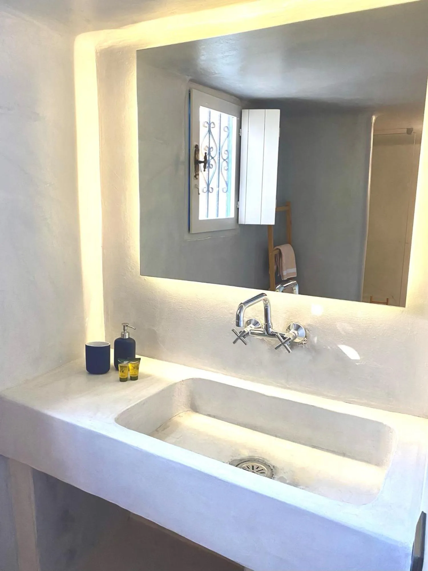 Bathroom in Rania Apartments Sea View