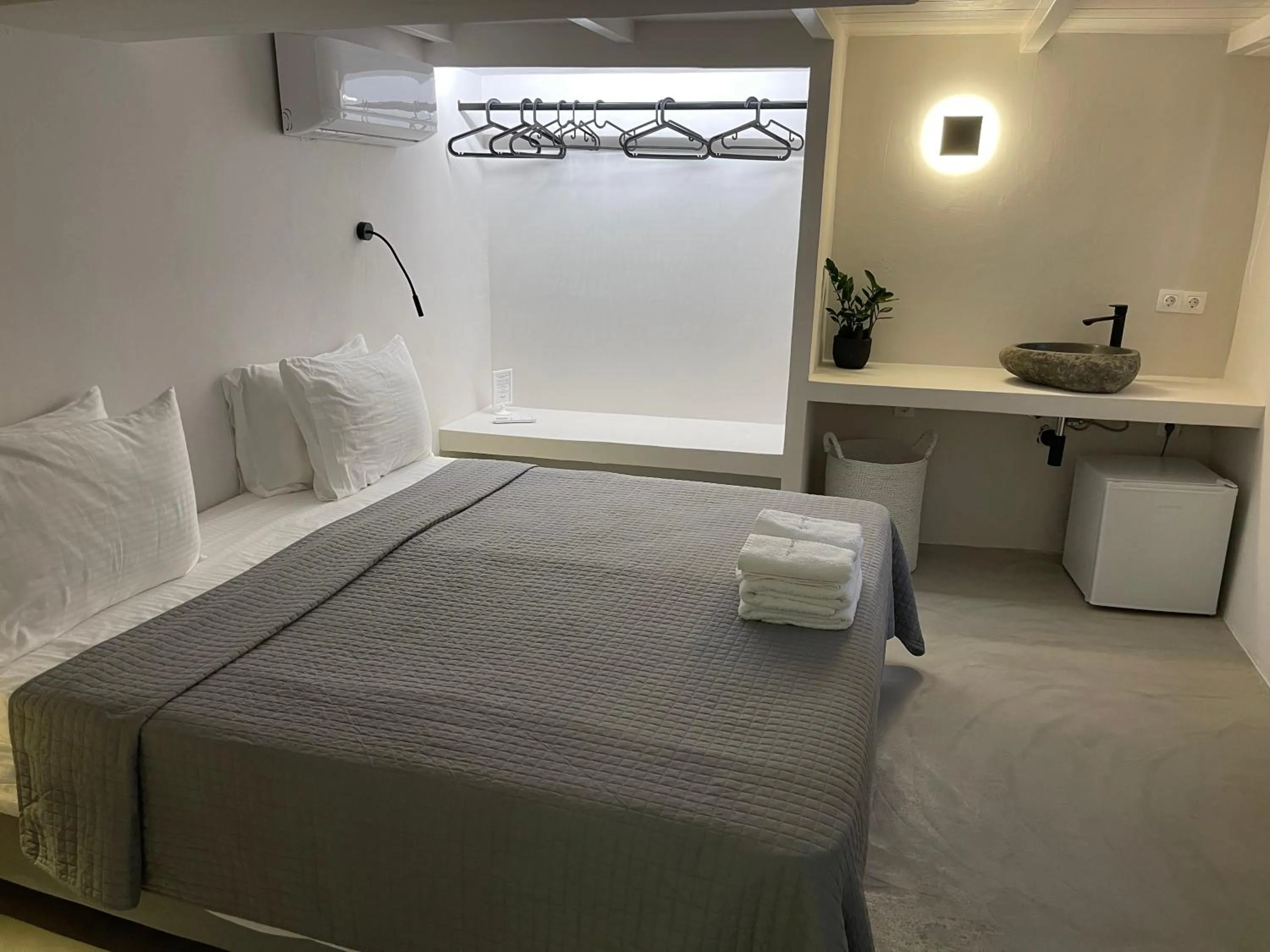 Bed in Rania Apartments Sea View