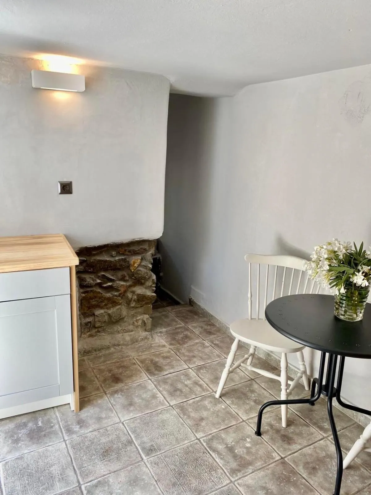 Seating area in Rania Apartments Sea View