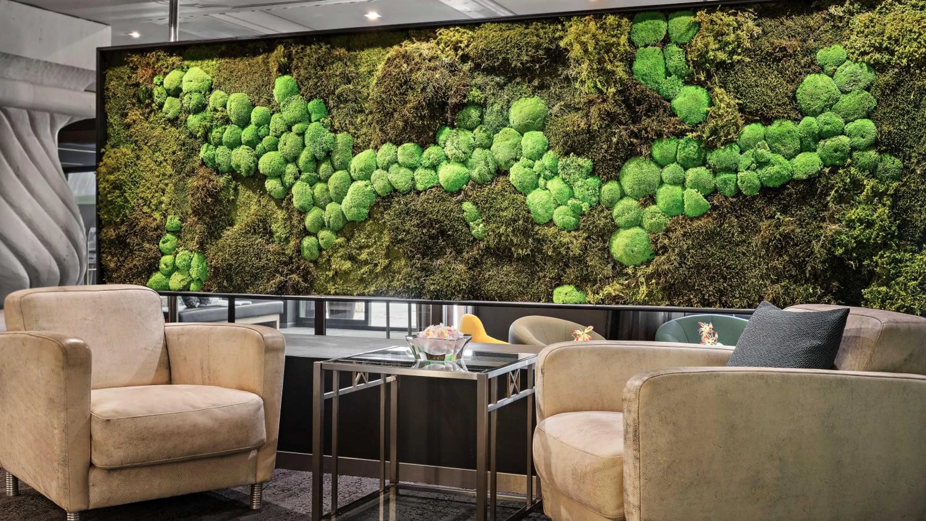 Property building in Hotel Central