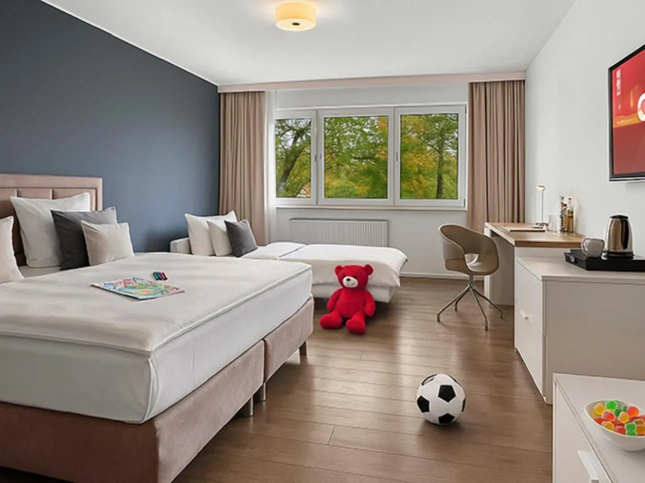 Photo of the whole room, Bed in Hotel Central