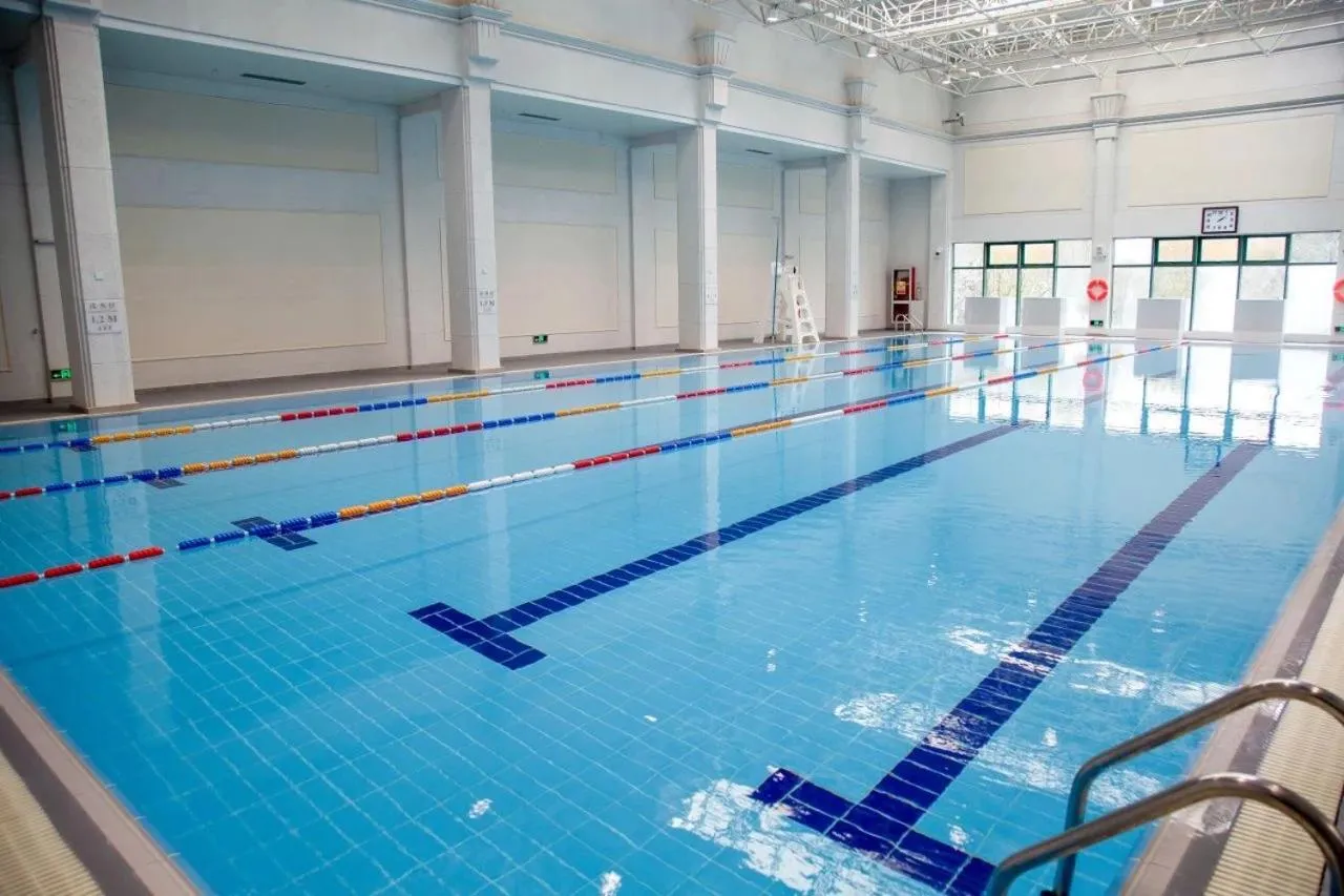 Pool view in Hengshan Garden Hotel