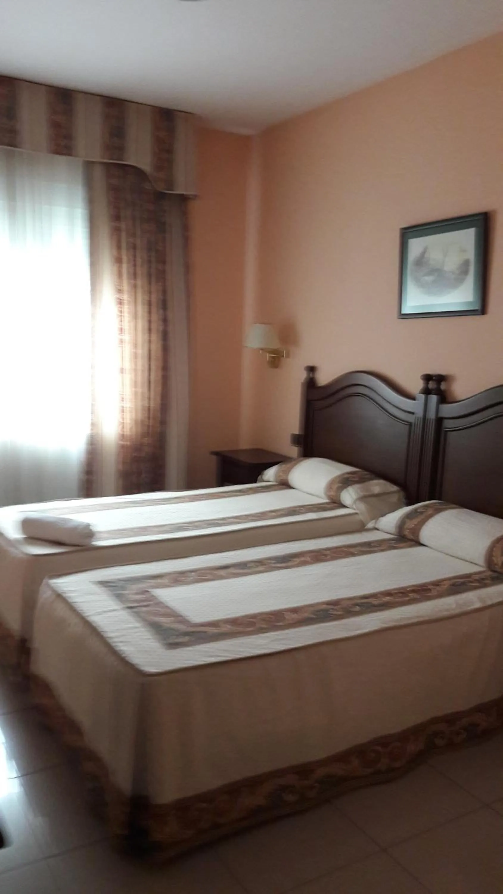 Hostal Restaurante Pacos