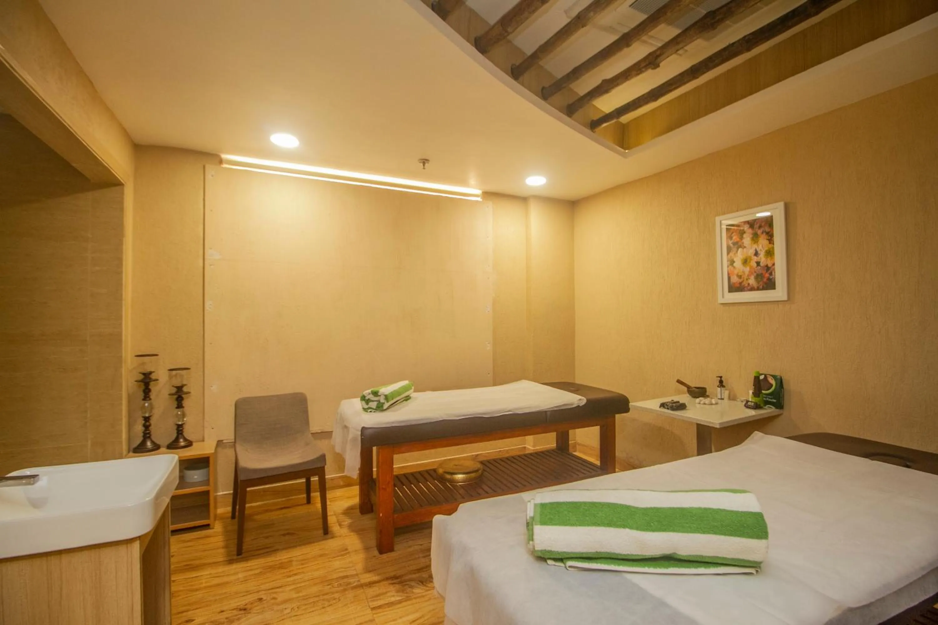 Bed in Yog Wellness Resort & Spa By Amritara