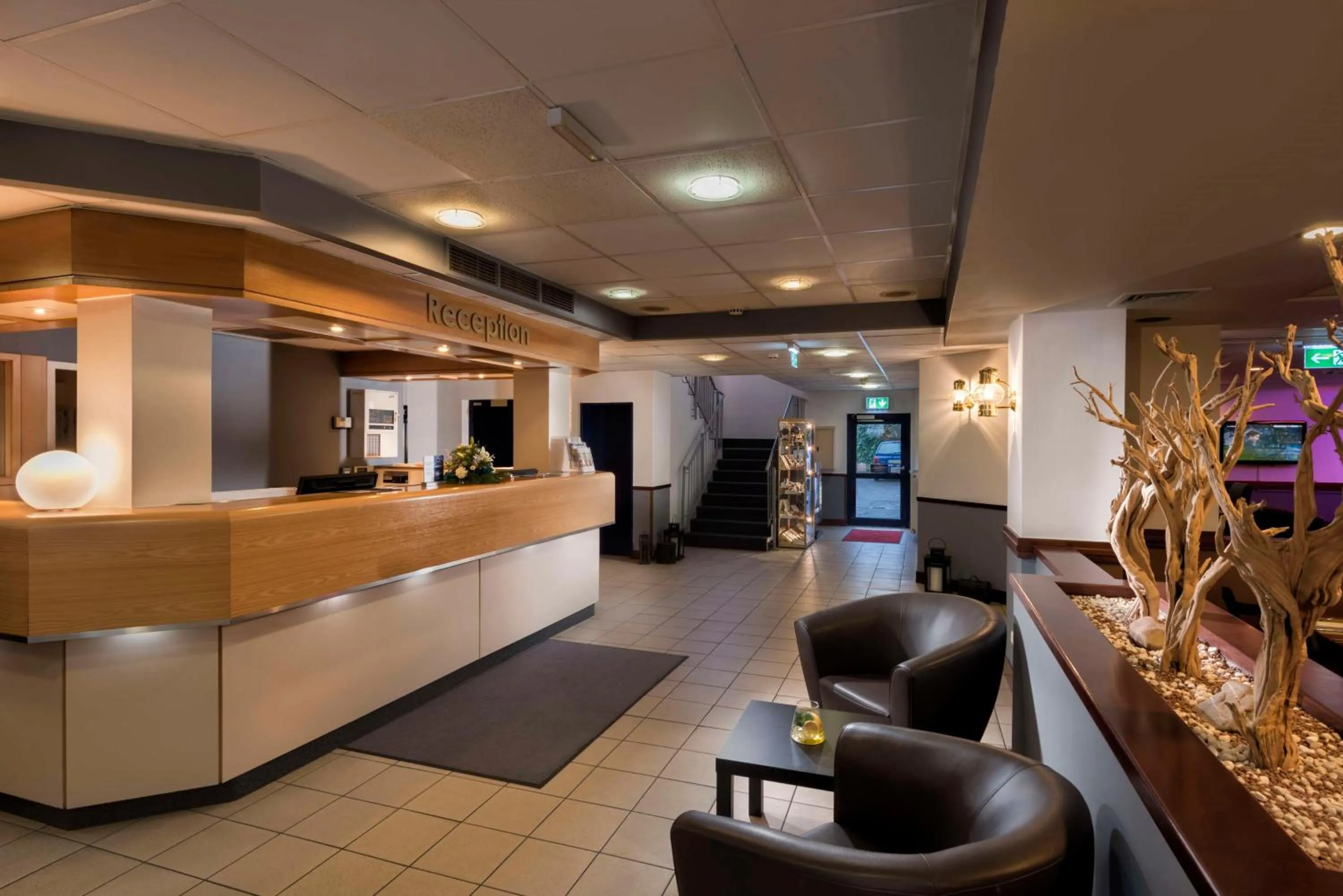Lobby or reception in Best Western Hotel Cologne Airport Troisdorf