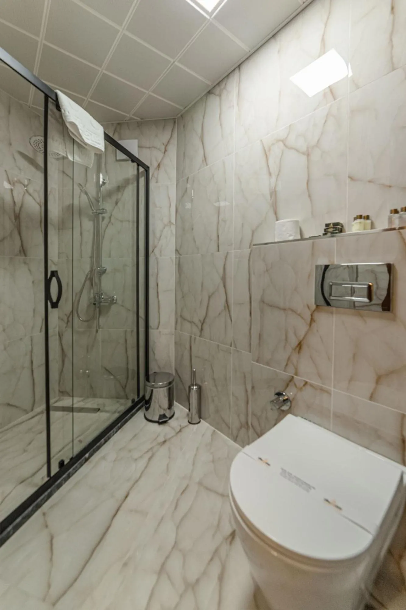 Bathroom in World Heritage Center Hotel