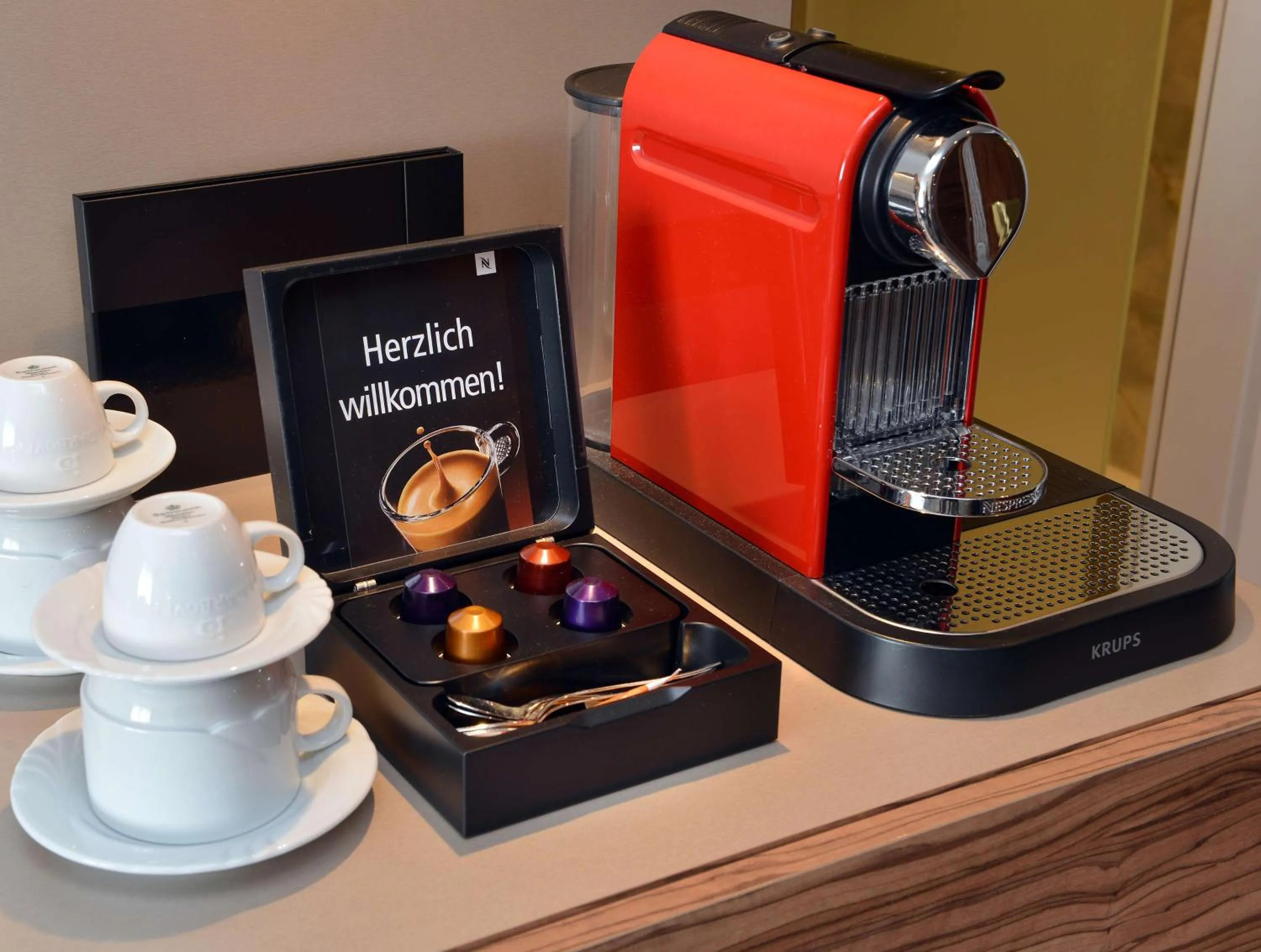 Bedroom in Best Western Plus Delta Park Hotel