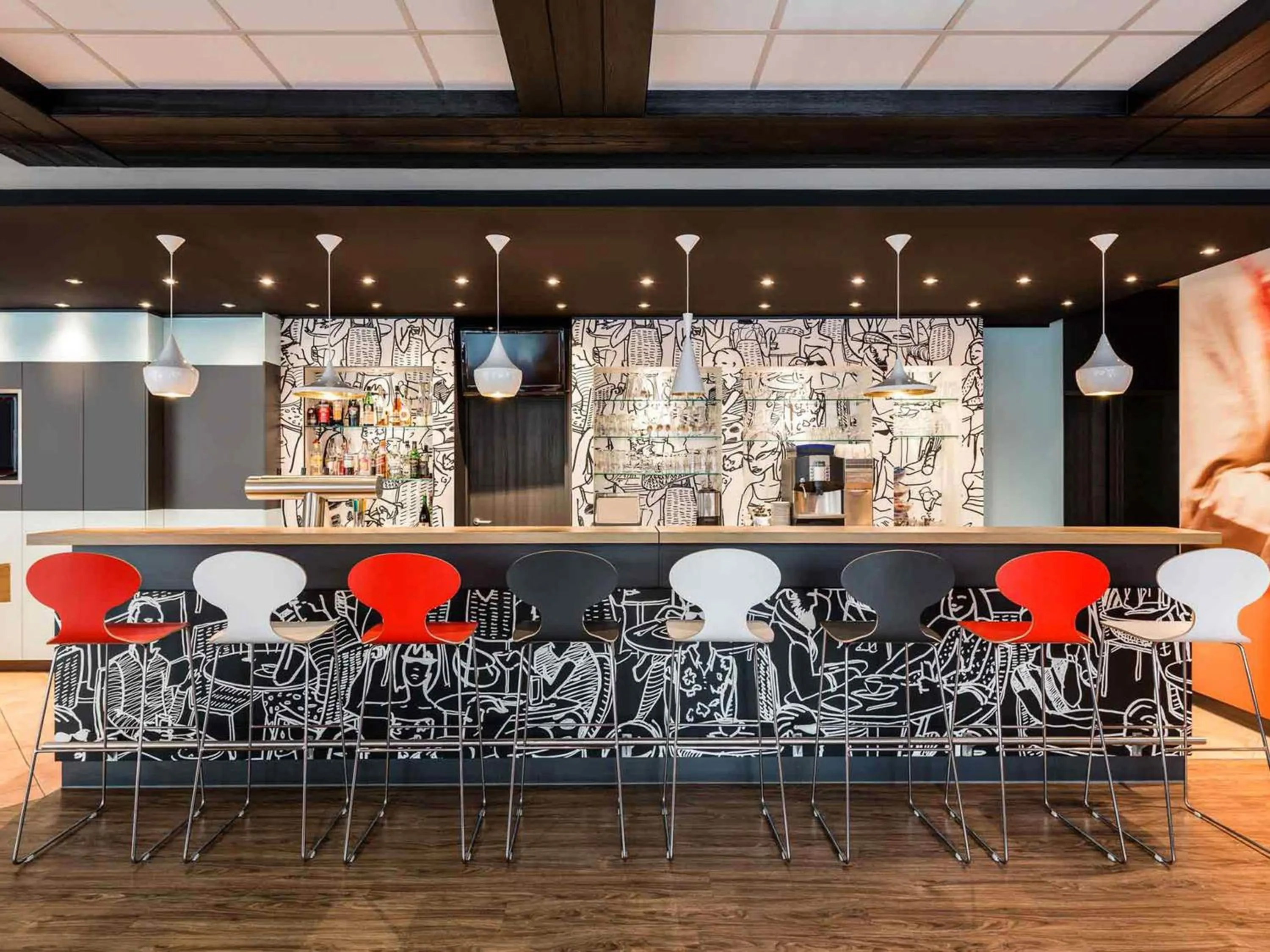 Lounge or bar in ibis München Parkstadt Schwabing