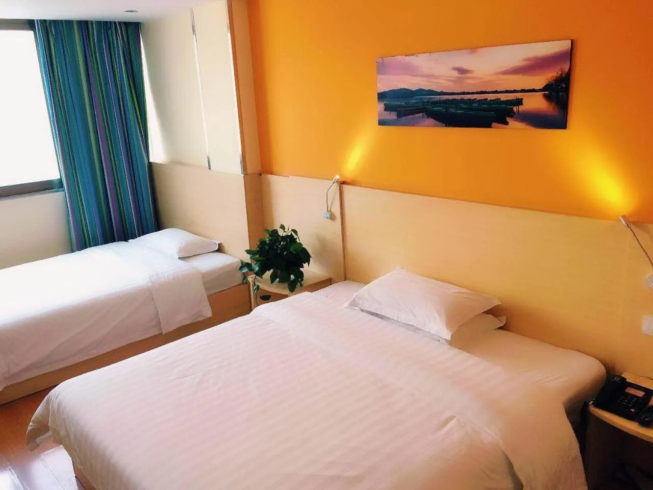 7Days Inn Hanzhong Tianhan Avenue South Station