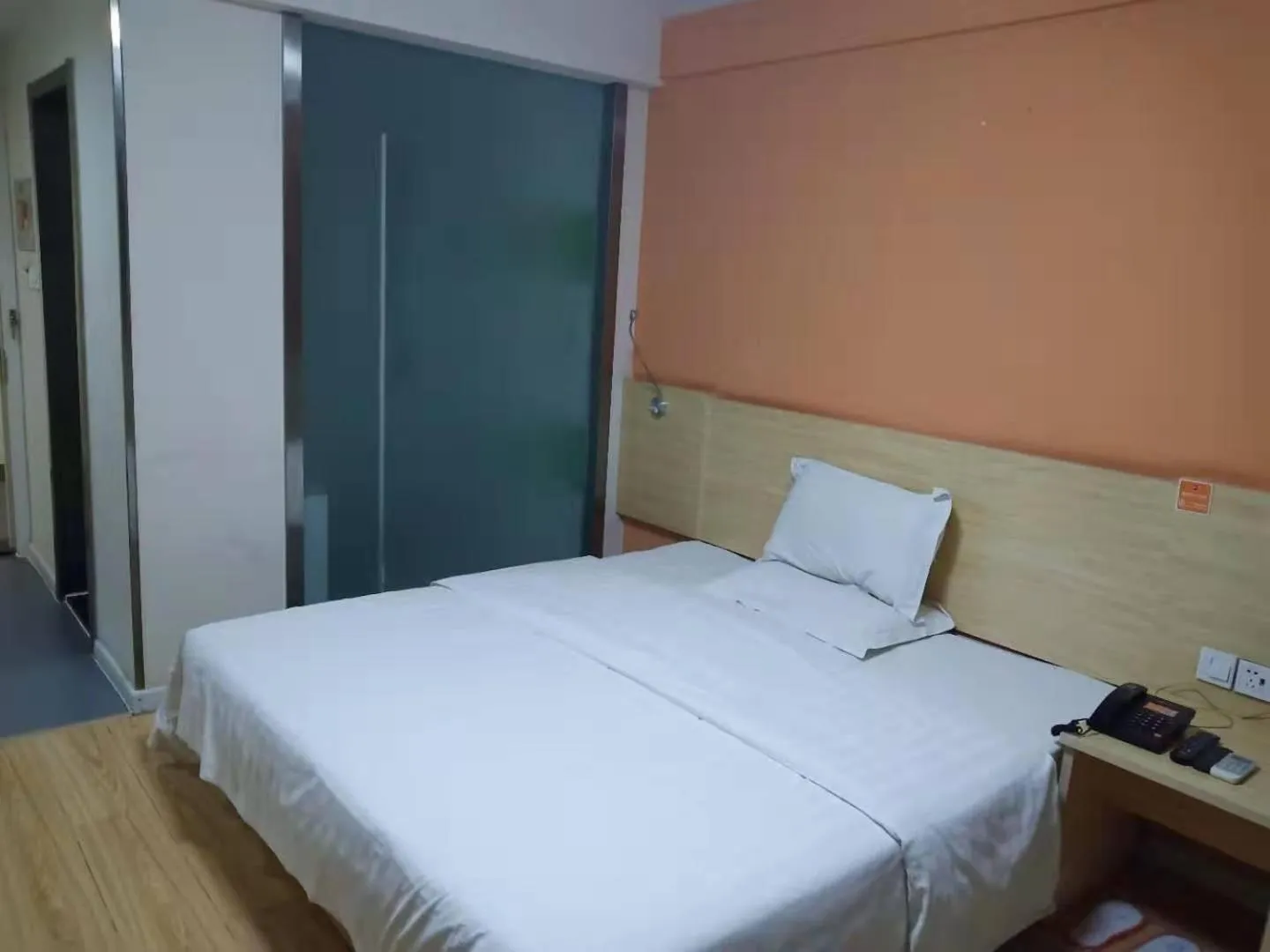 Bed in 7Days Inn Zibo Dongsi Road Shengshi Xincheng