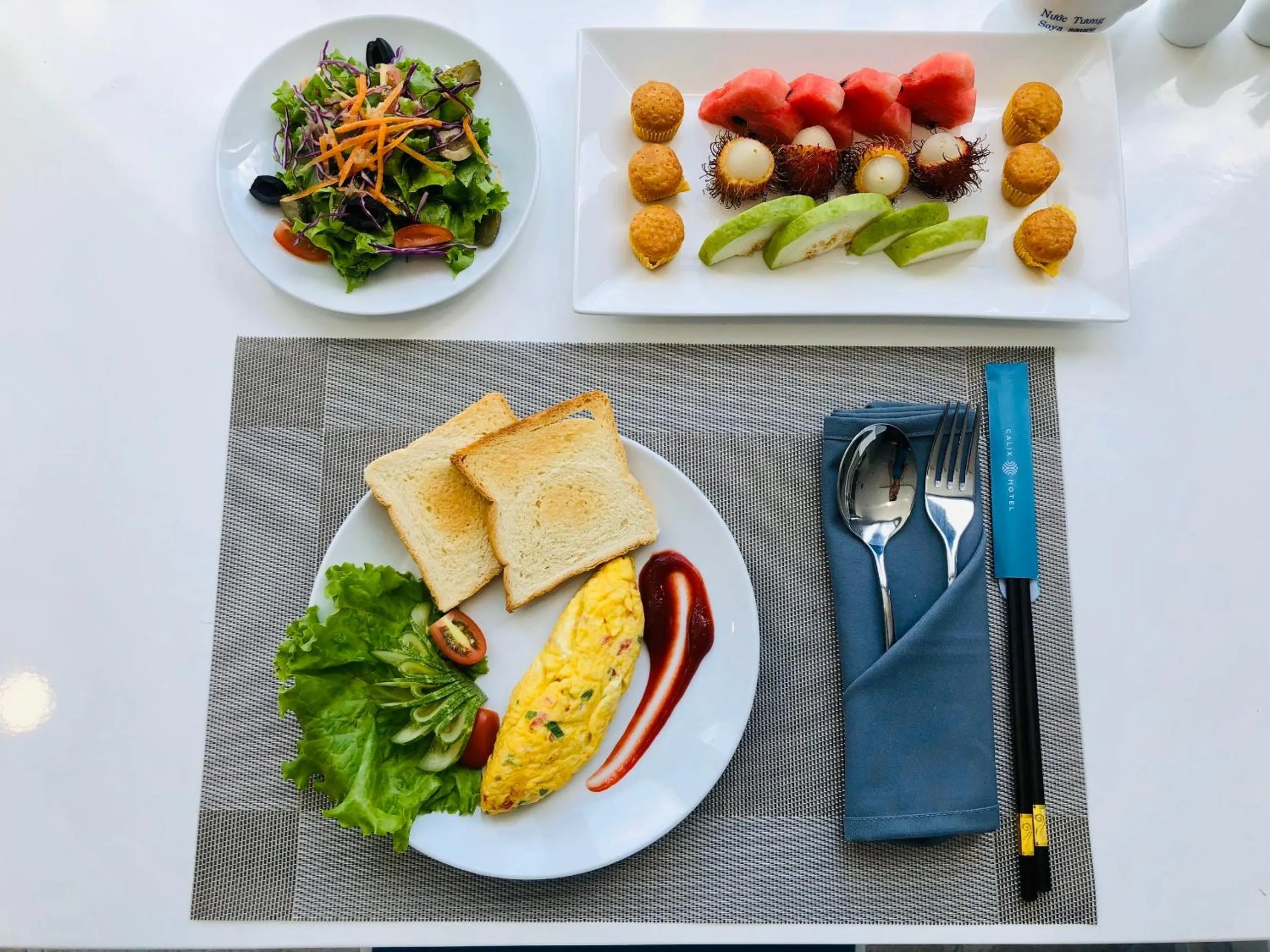 Food and drinks in Calix Hotel