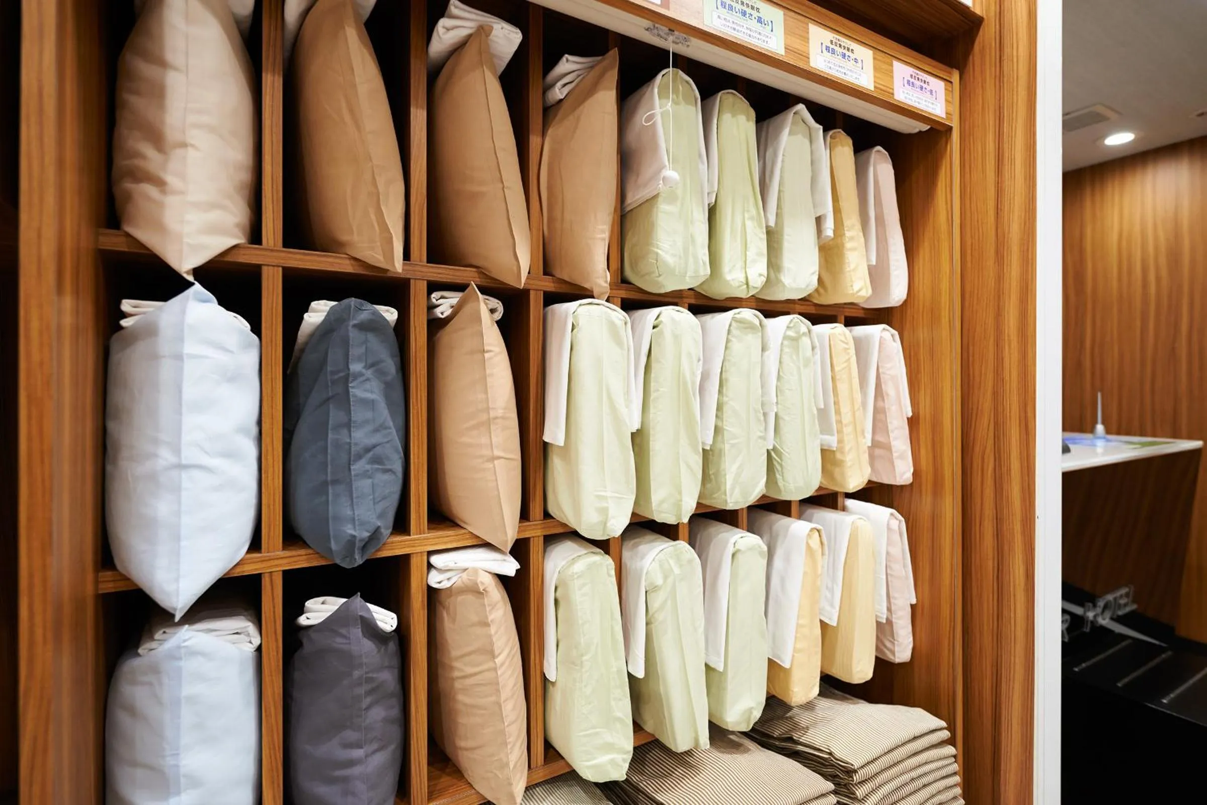 Lobby or reception in Super Hotel JR Ueno Iriyaguchi