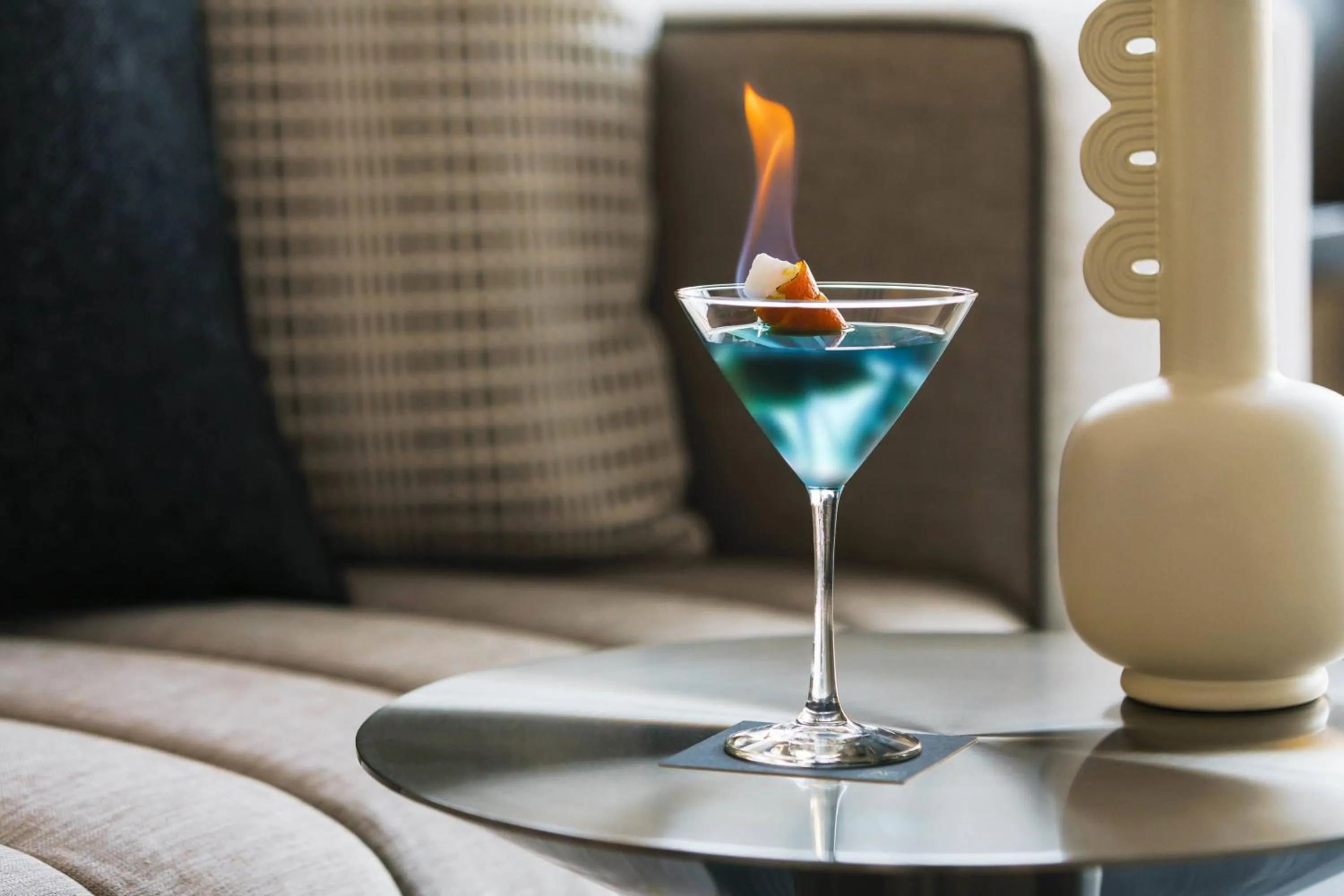 Lounge or bar in AC Hotel by Marriott Scottsdale North