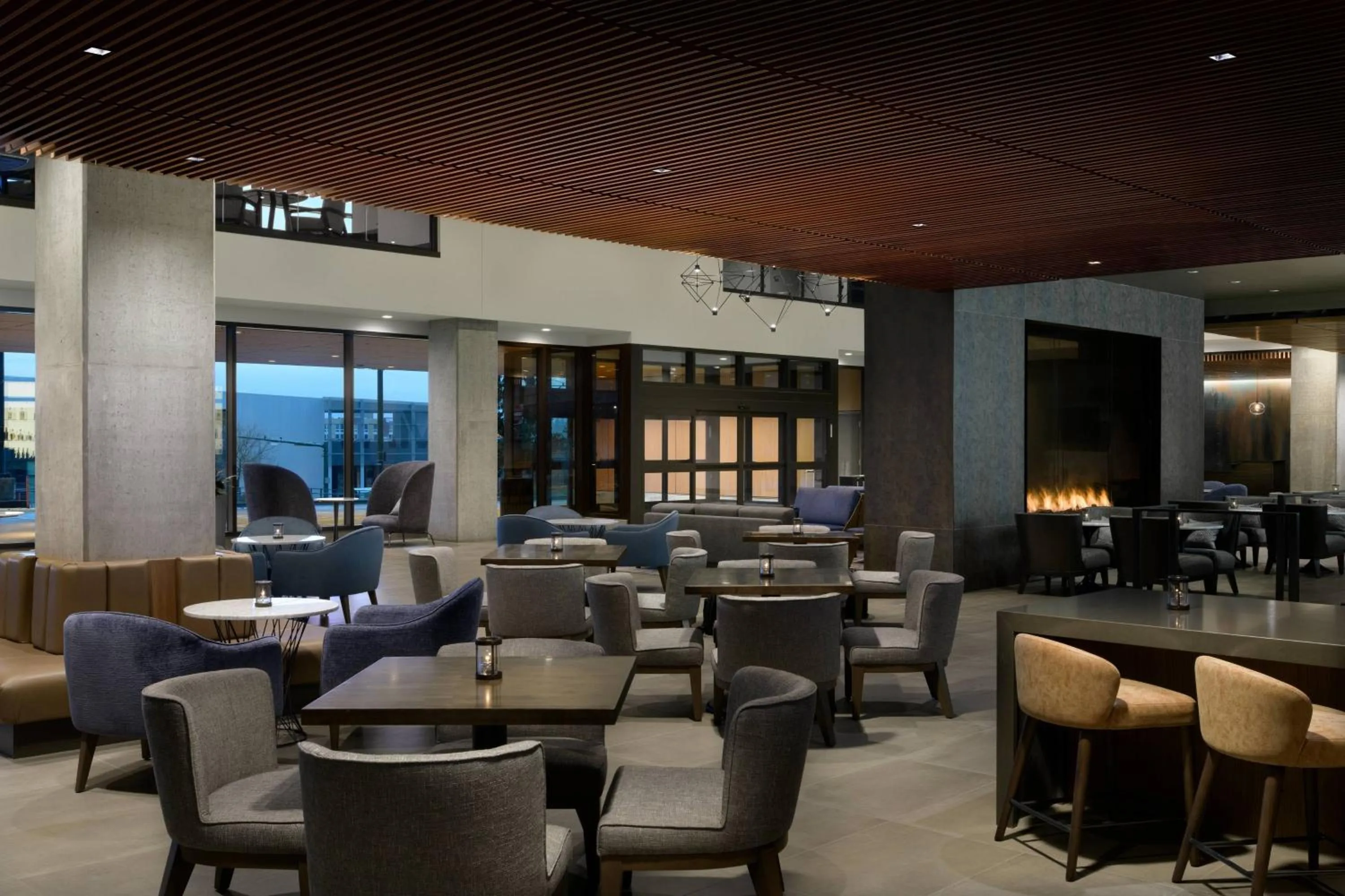 Lounge or bar in Marriott Tacoma Downtown