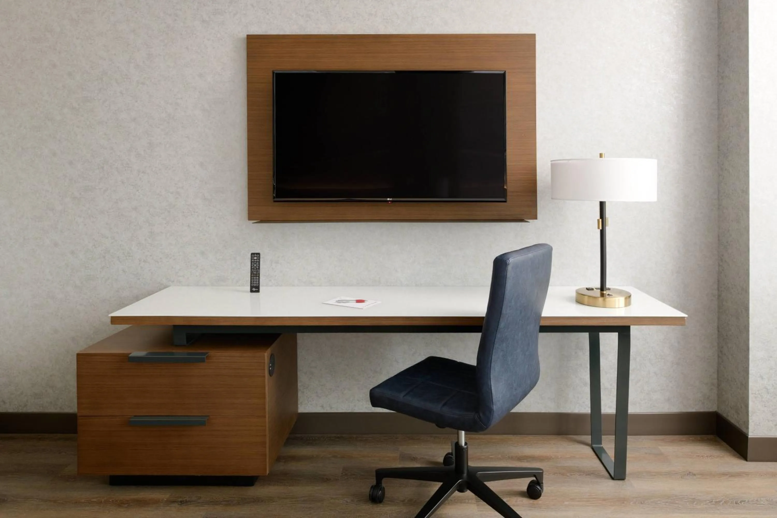 Photo of the whole room in Marriott Tacoma Downtown