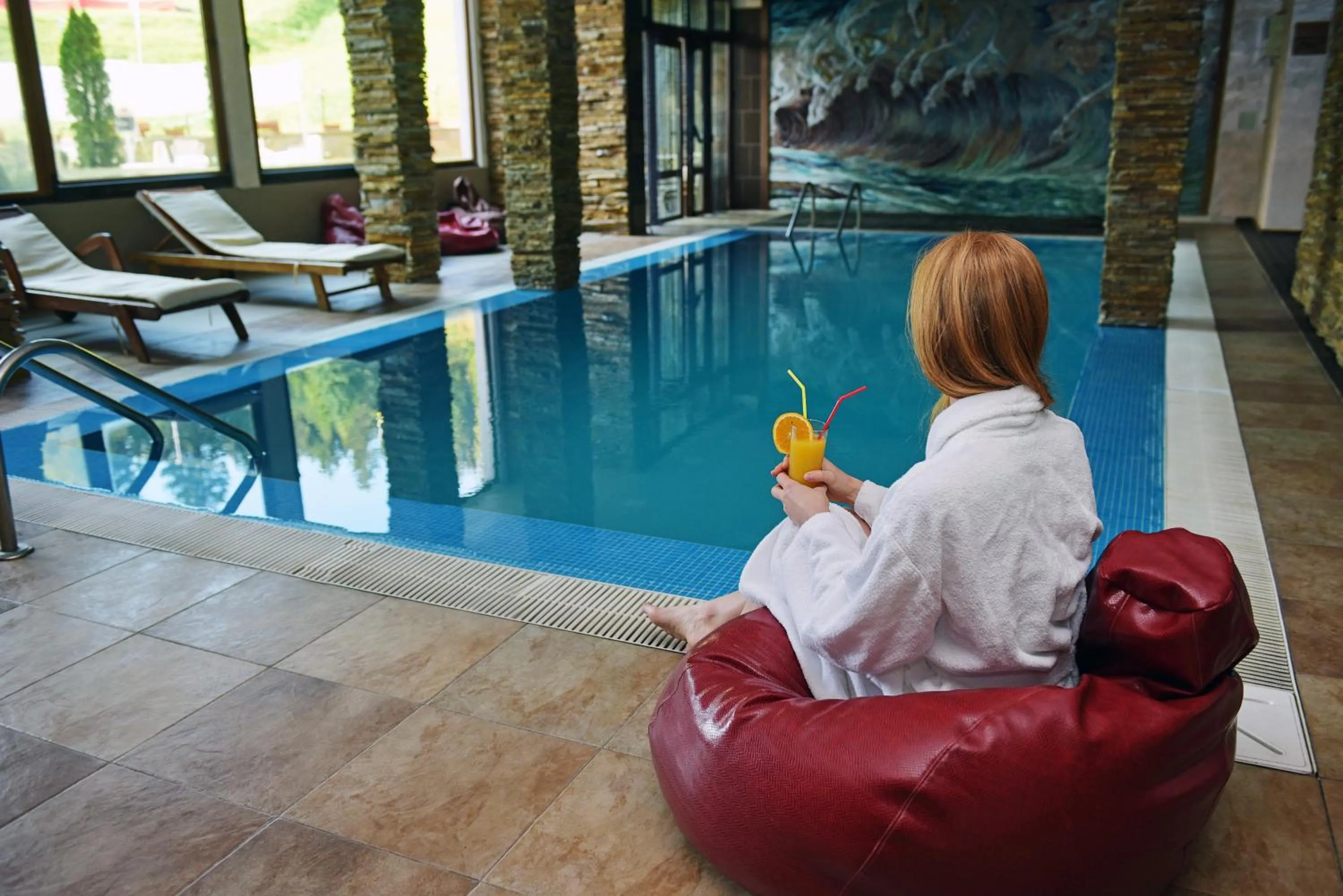 Swimming pool in Aparthotel Forest Nook