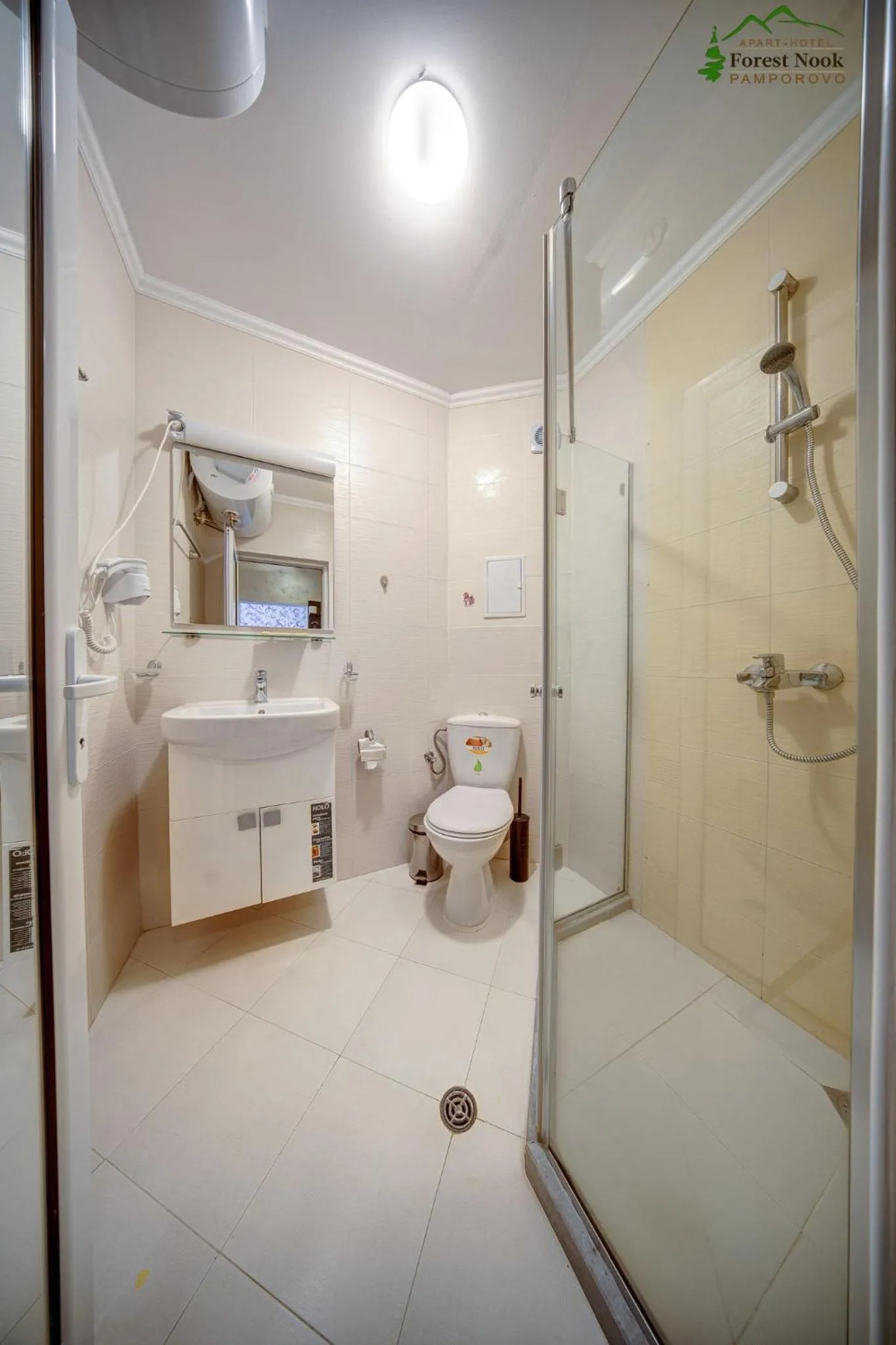 Shower in Aparthotel Forest Nook