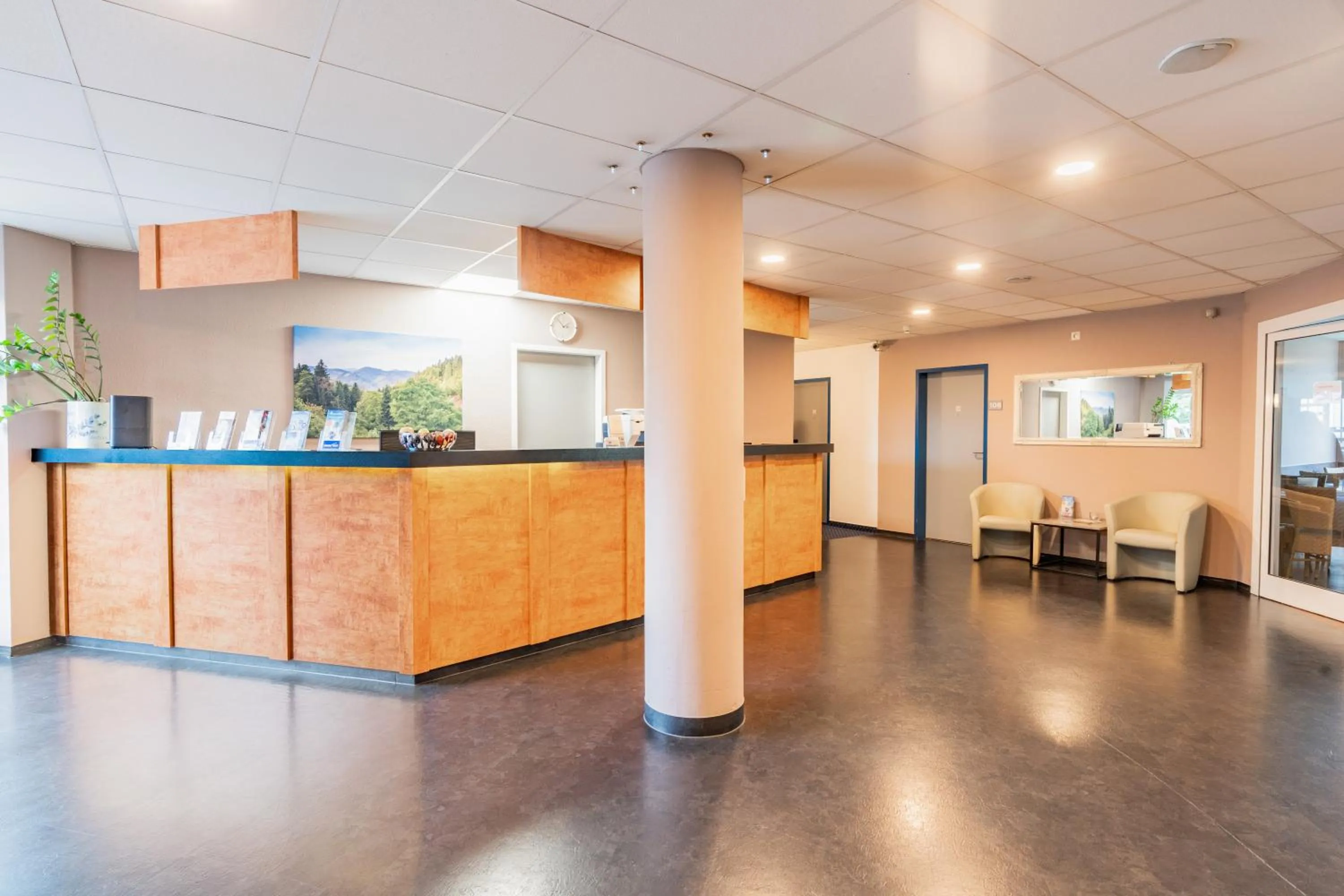 Lobby or reception in Euro-Hotel