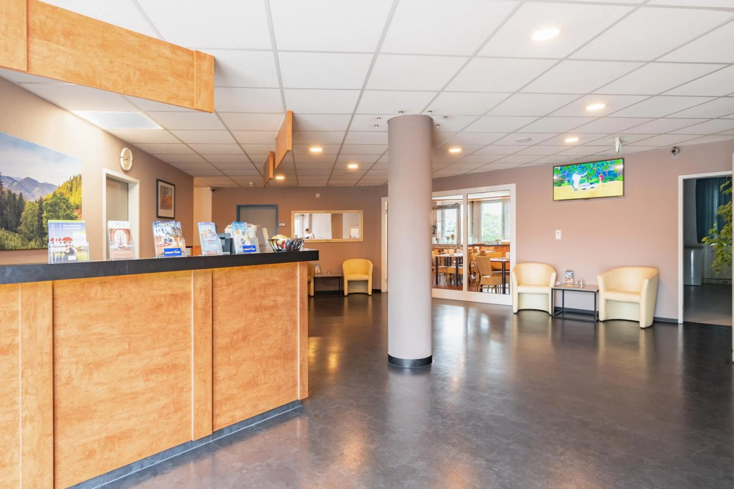 Lobby or reception in Euro-Hotel