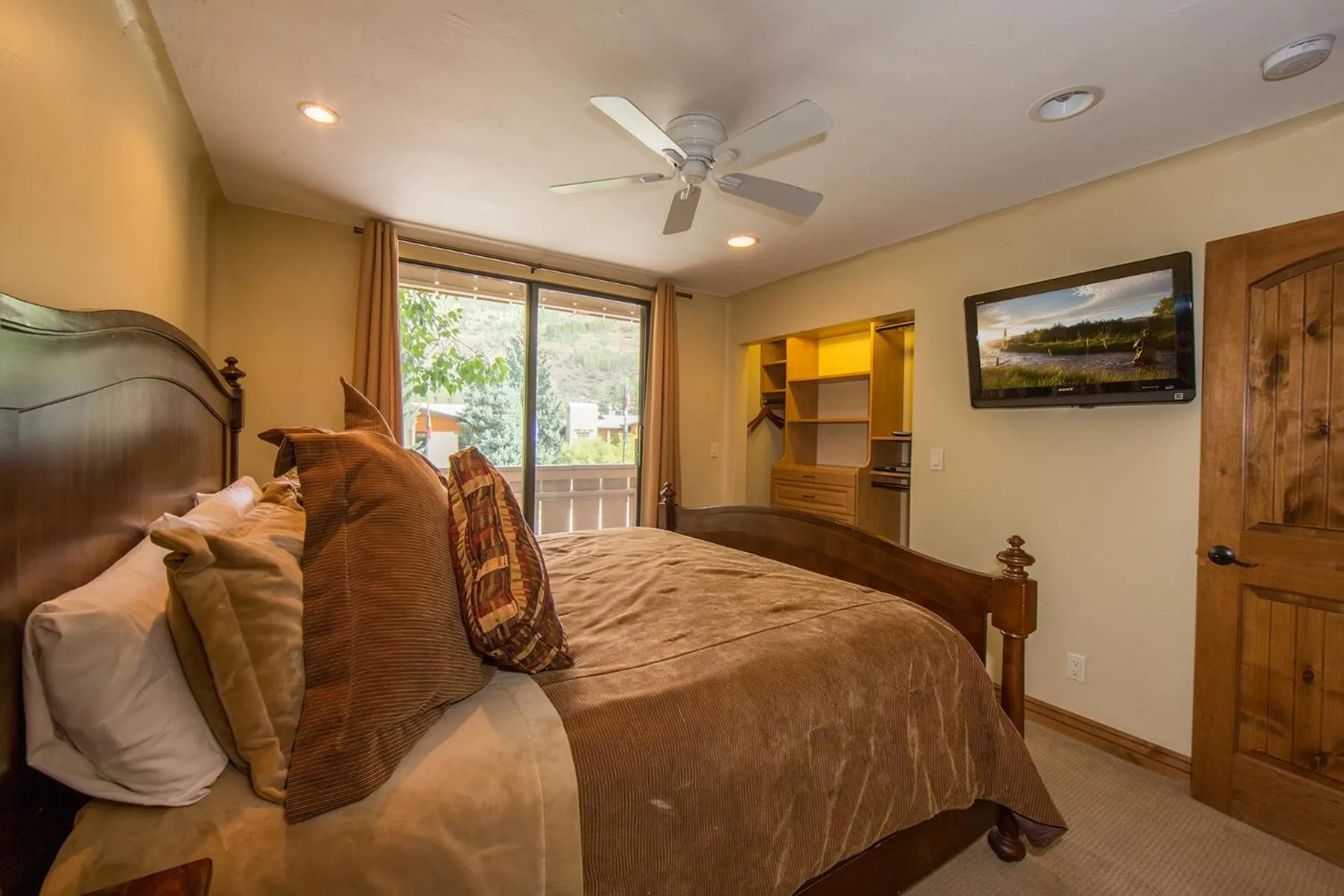 Bed in Scorpio Condominiums by Vail Realty