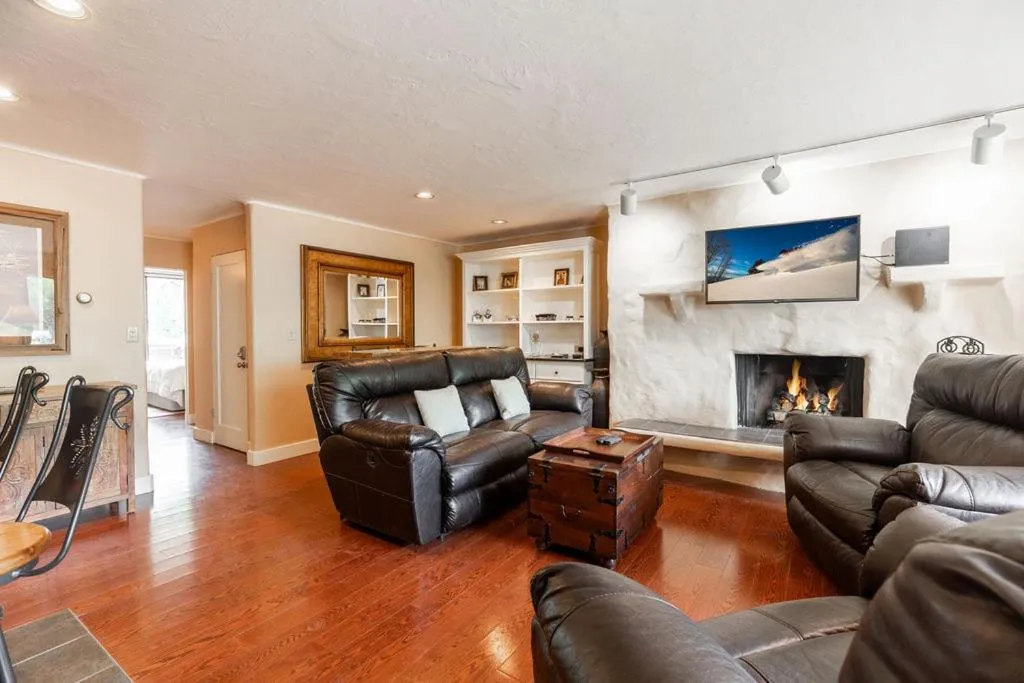 Scorpio Condominiums by Vail Realty