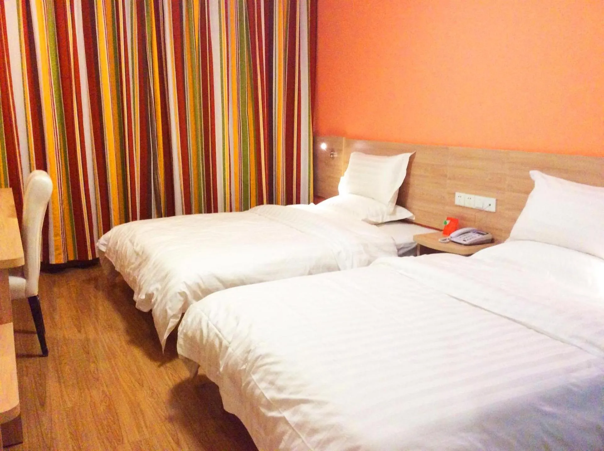 7Days Inn Chongqing Beibei New District light rail station