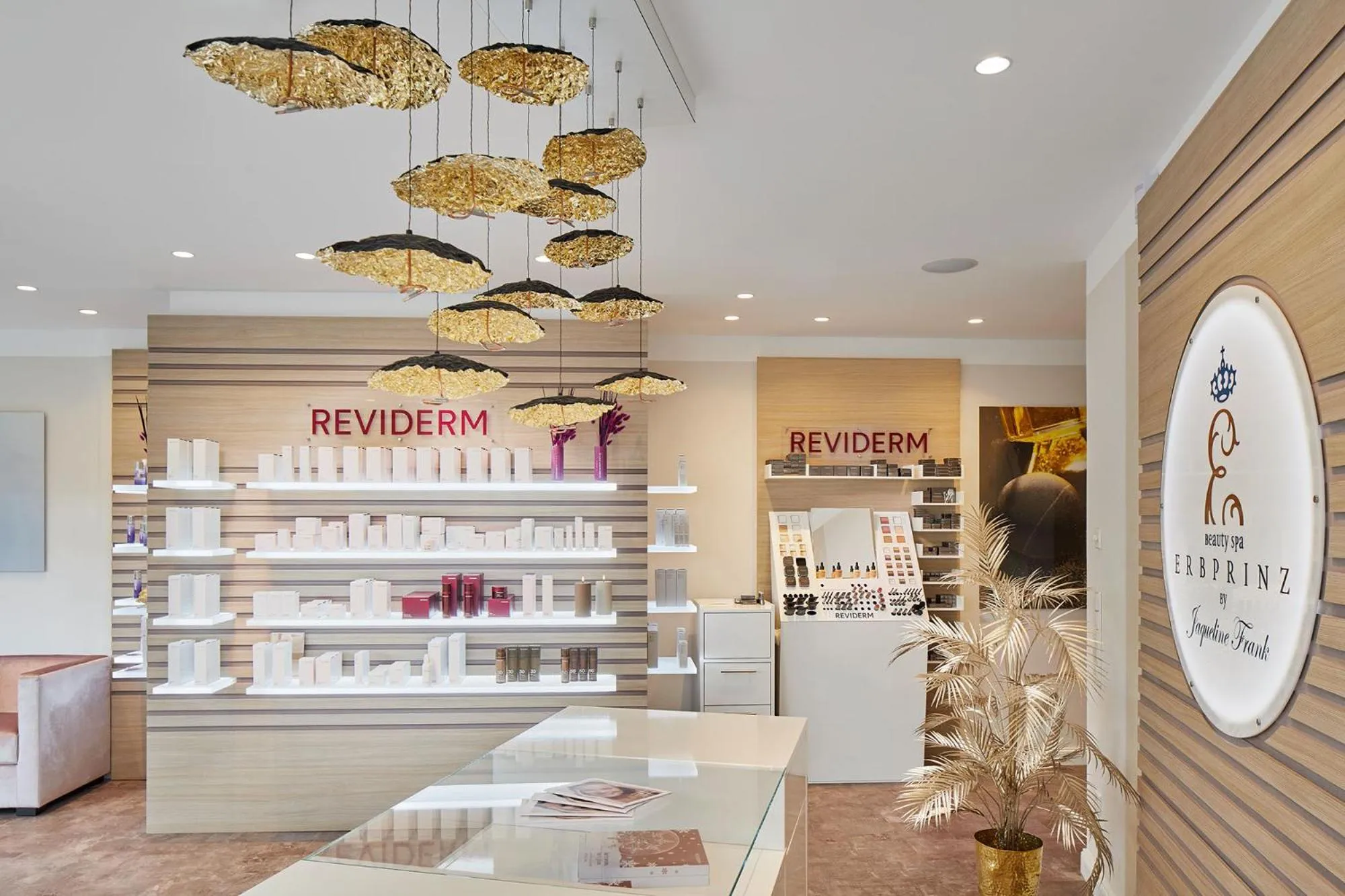 Spa and wellness centre/facilities in Hotel Erbprinz - Gourmet & Spa