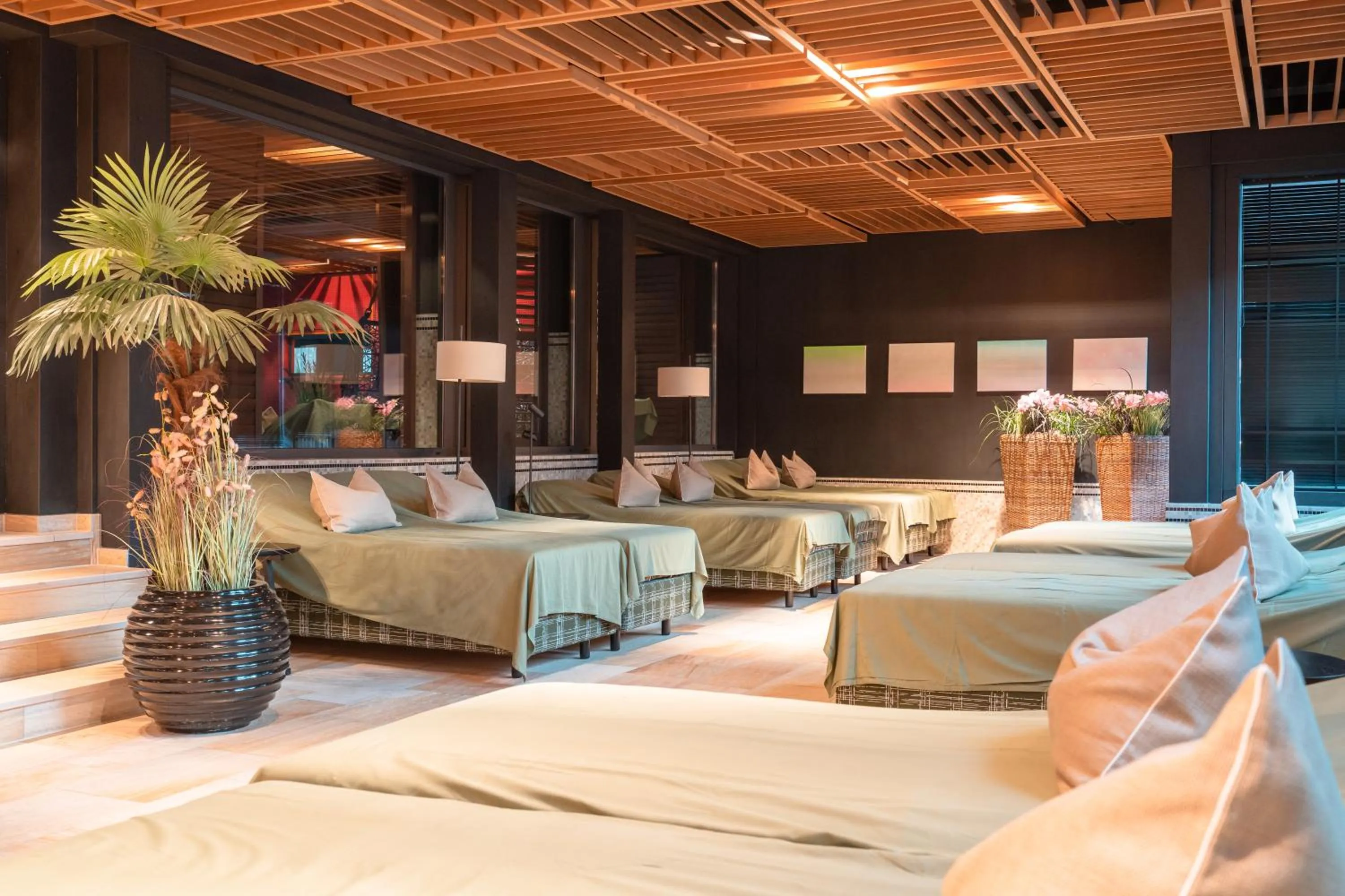 Spa and wellness centre/facilities in Hotel Erbprinz - Gourmet & Spa