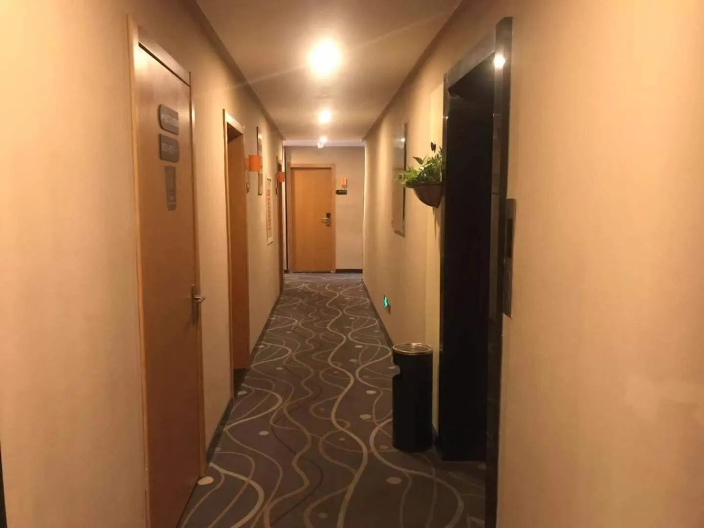 7Days Premium Nanjing Xinjiekou Zhangfu Garden Metro Station