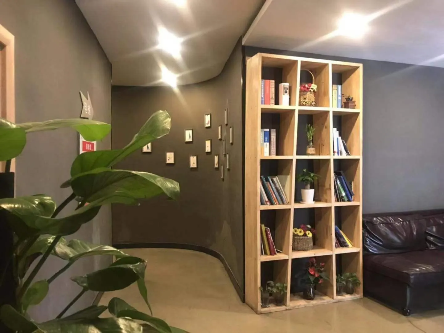 7Days Premium Nanjing Xinjiekou Zhangfu Garden Metro Station