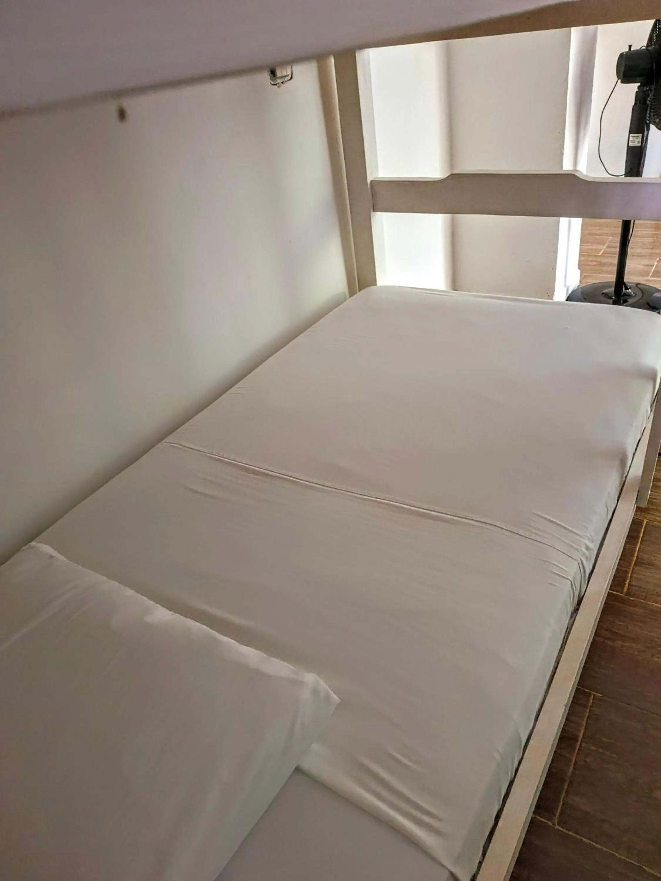 People, Bed in Kawabonga