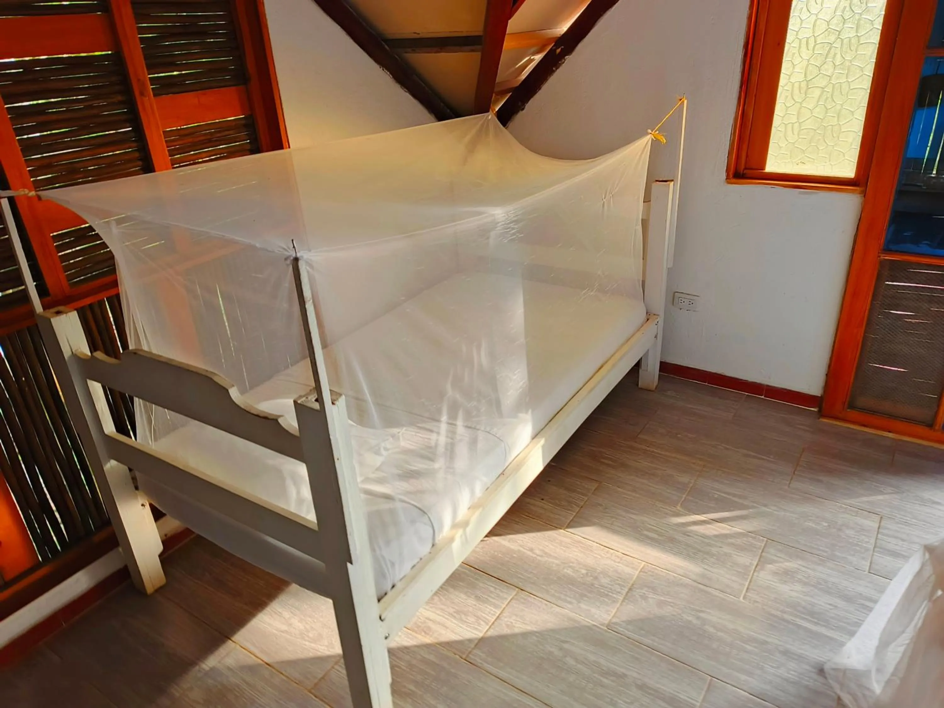 People, Bed in Kawabonga