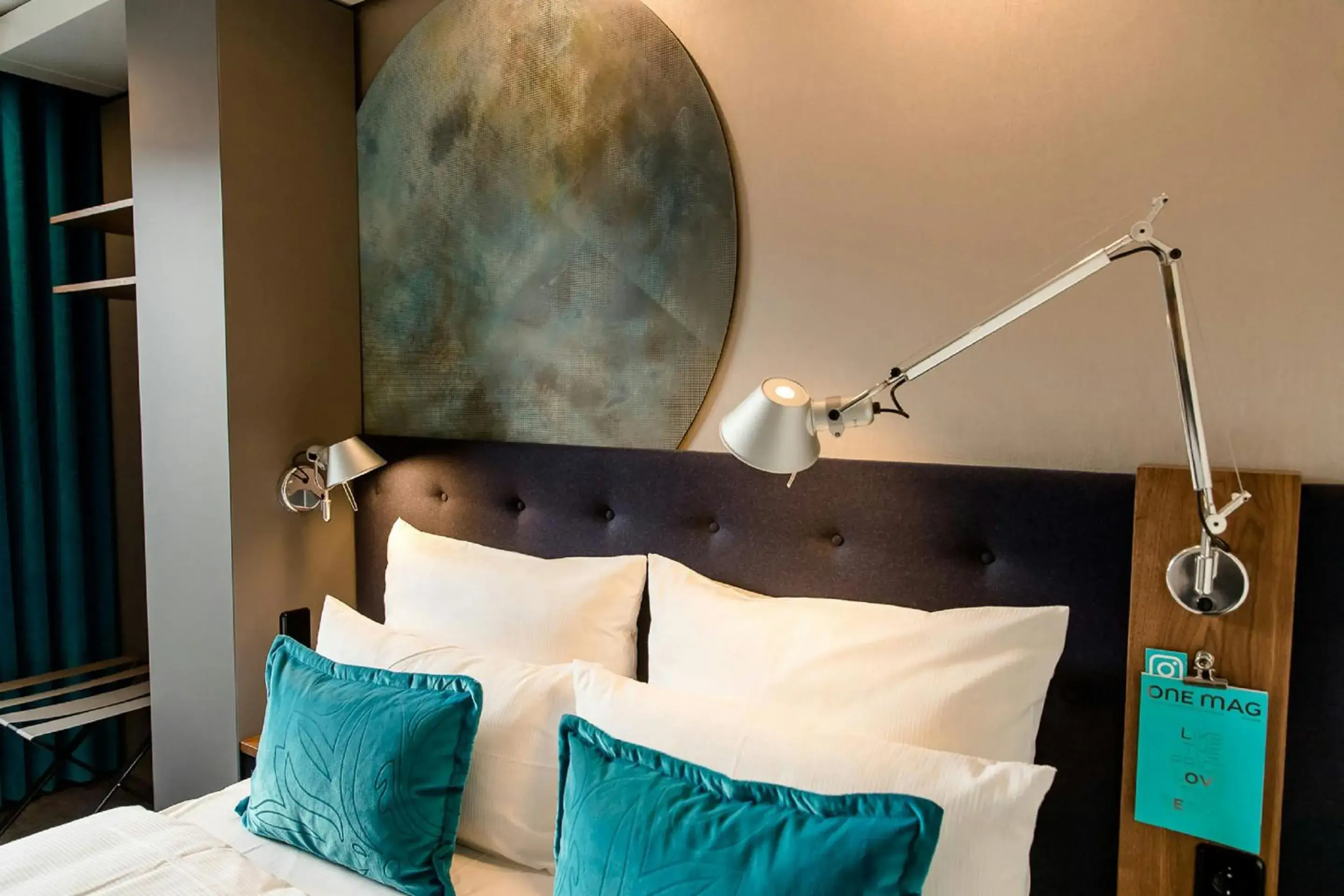 Standard Double Room in Motel One Nürnberg-Plärrer Standard Double Room in Motel One Nürnberg-Plärrer