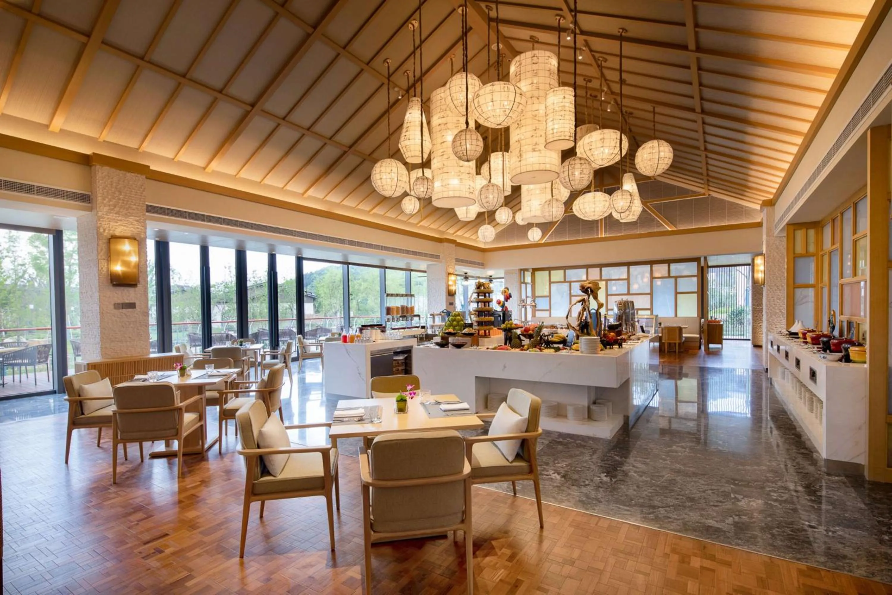 Restaurant/places to eat in Hilton Suzhou New District
