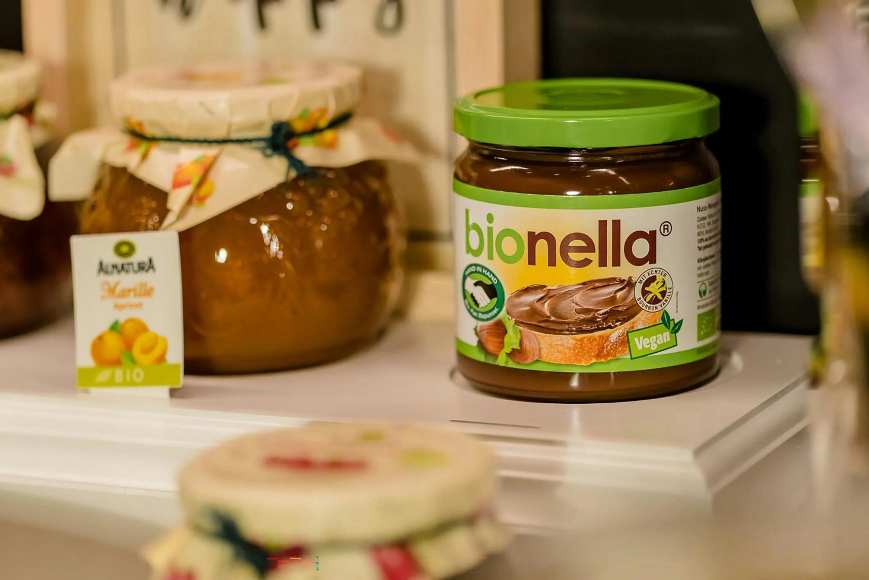 Buffet breakfast in Motel One Hamburg-Altona