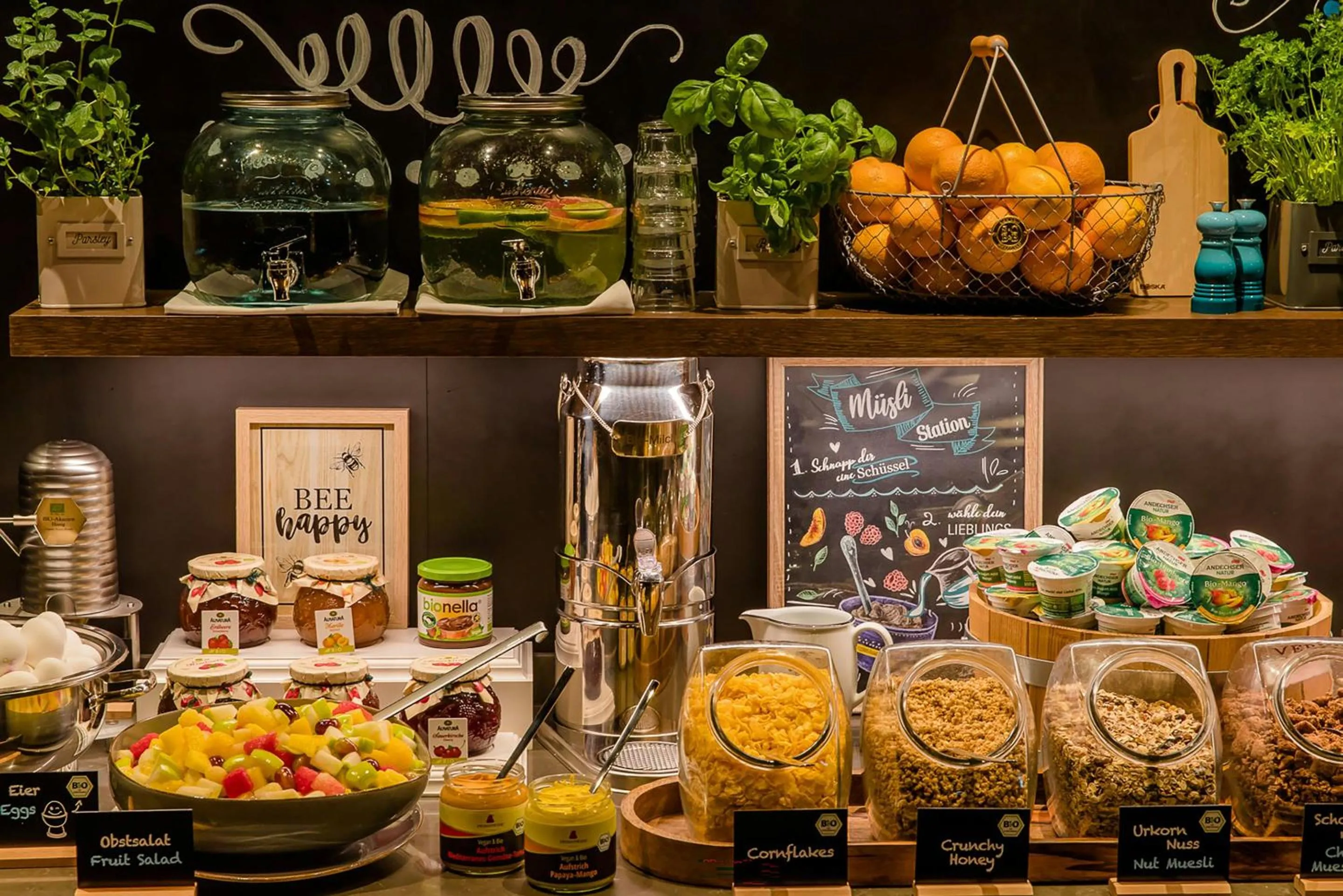 Buffet breakfast in Motel One Hamburg-Altona