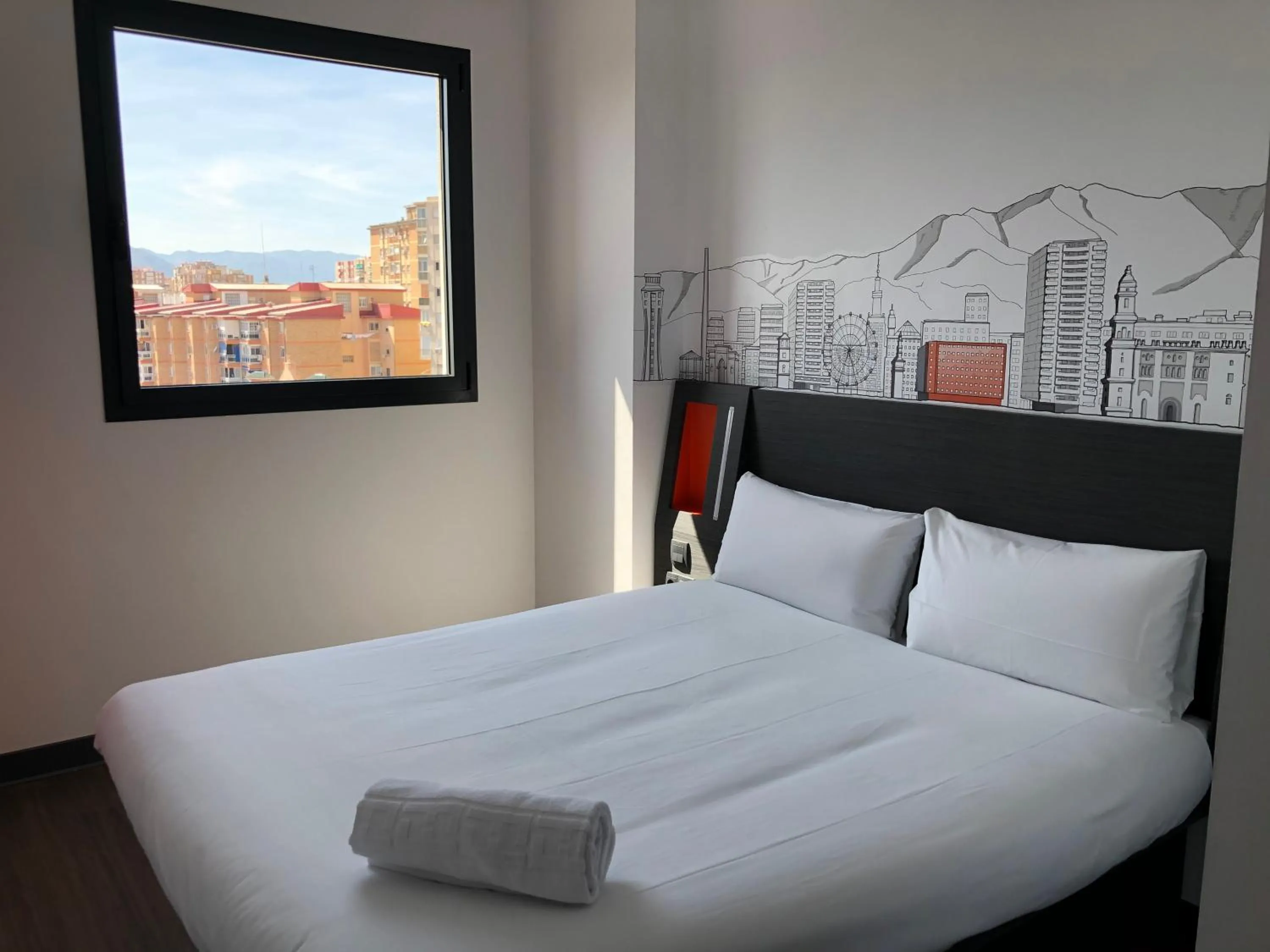 Bed in easyHotel Malaga City Centre