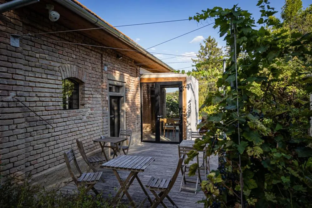 Balcony/Terrace in Almalomb Apartman
