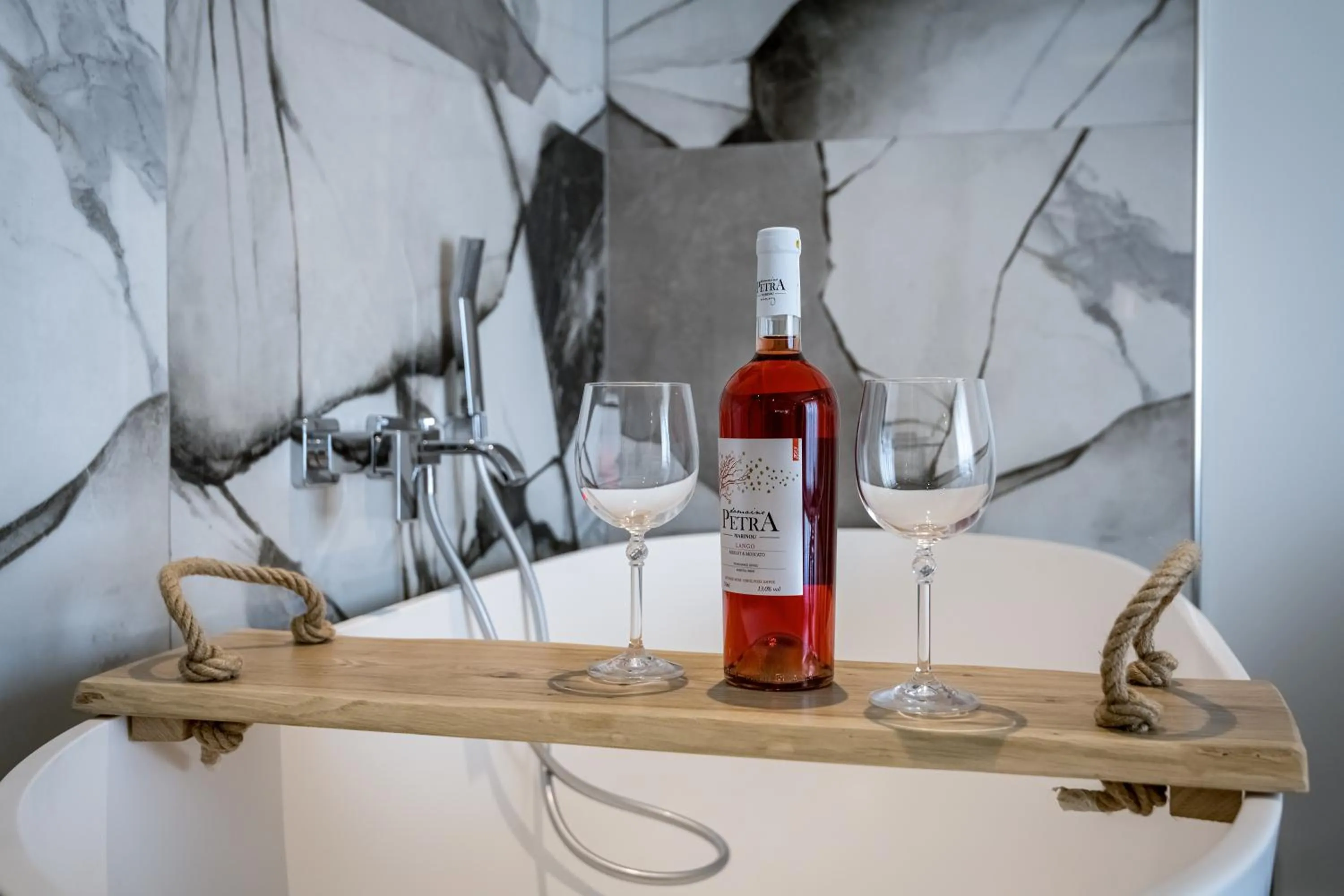 NISSEA Boutique Hotel